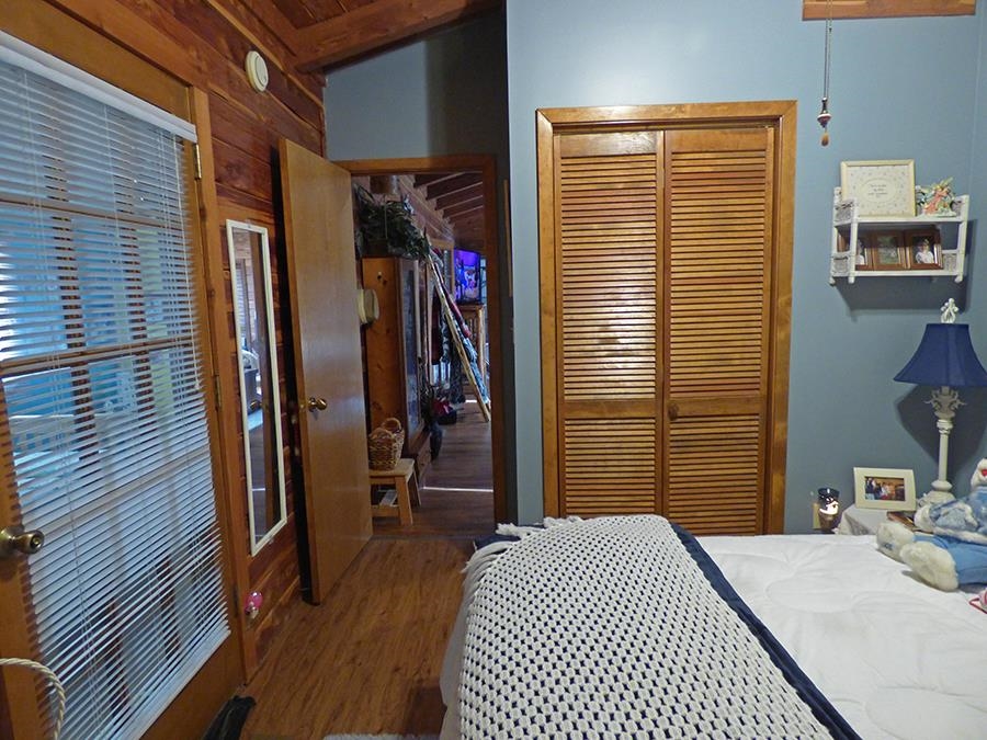 246 E Lakeshore  Cherokee Village, AR
