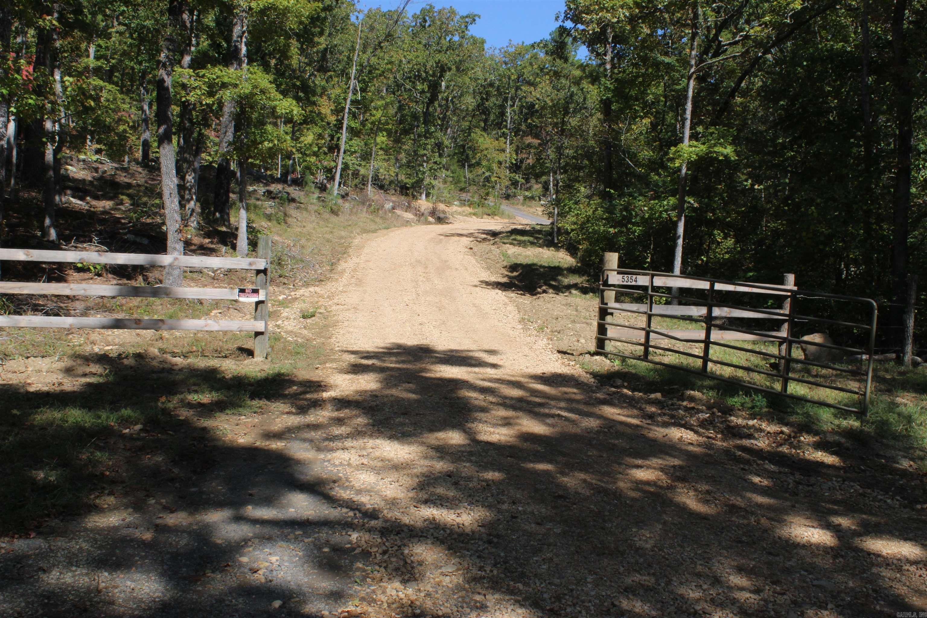 5354 End Line Road Marshall, AR 72650