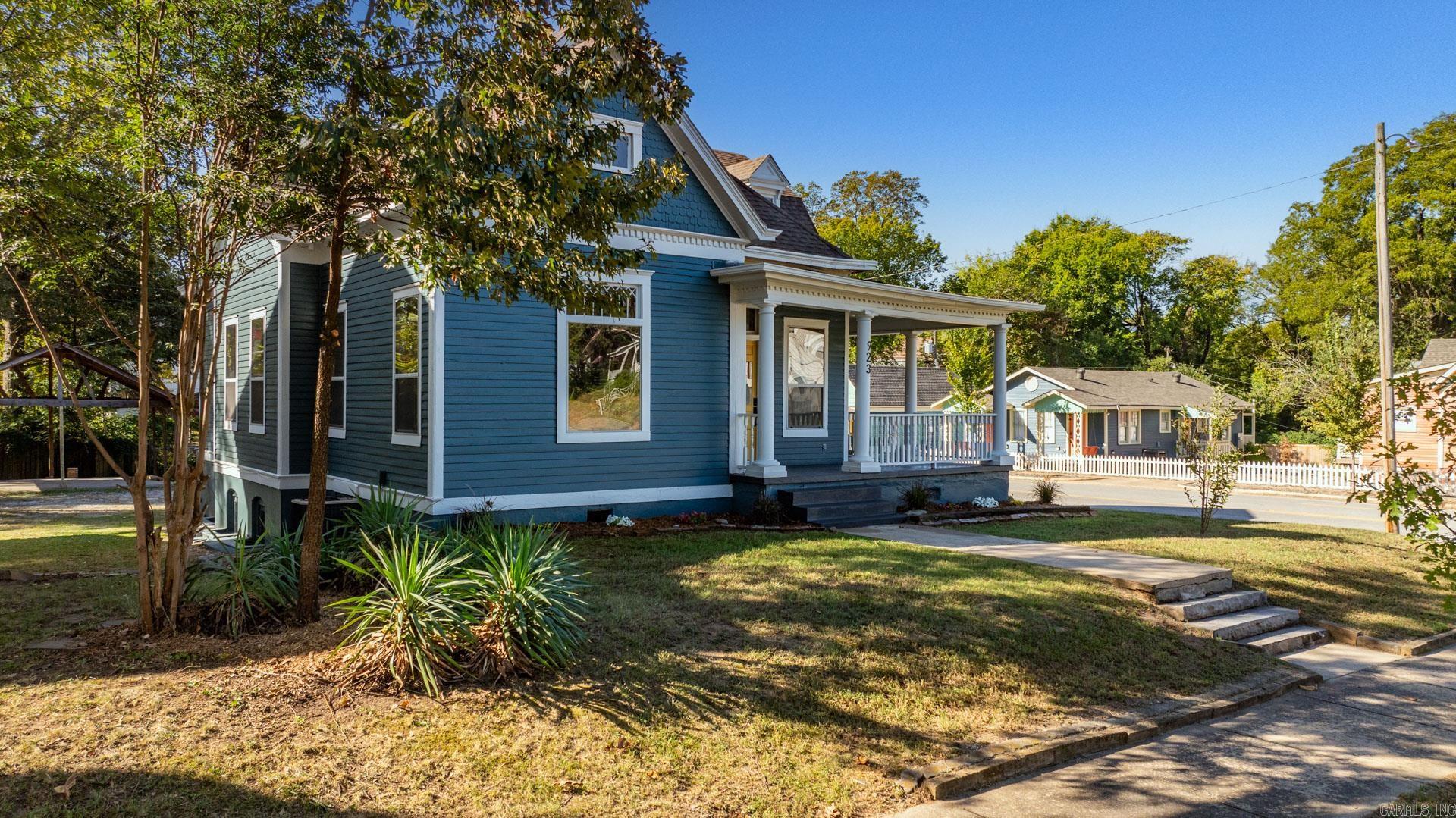 923 W Charles Bussey  Little Rock, AR