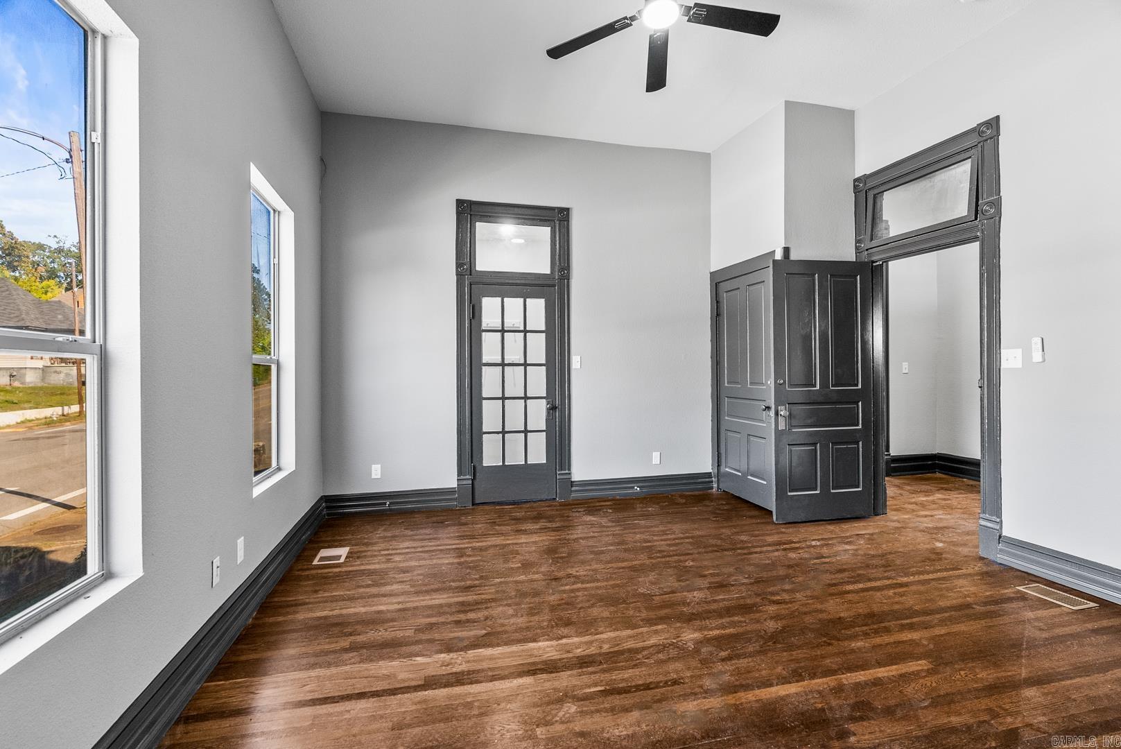 923 W Charles Bussey  Little Rock, AR