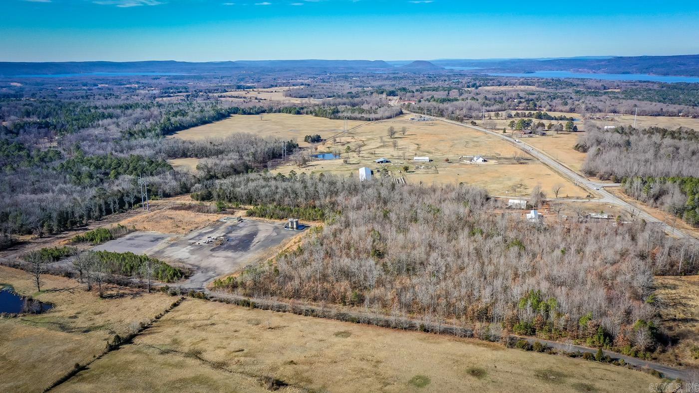 75 Fox Chase Rd. Greers Ferry, AR 72067