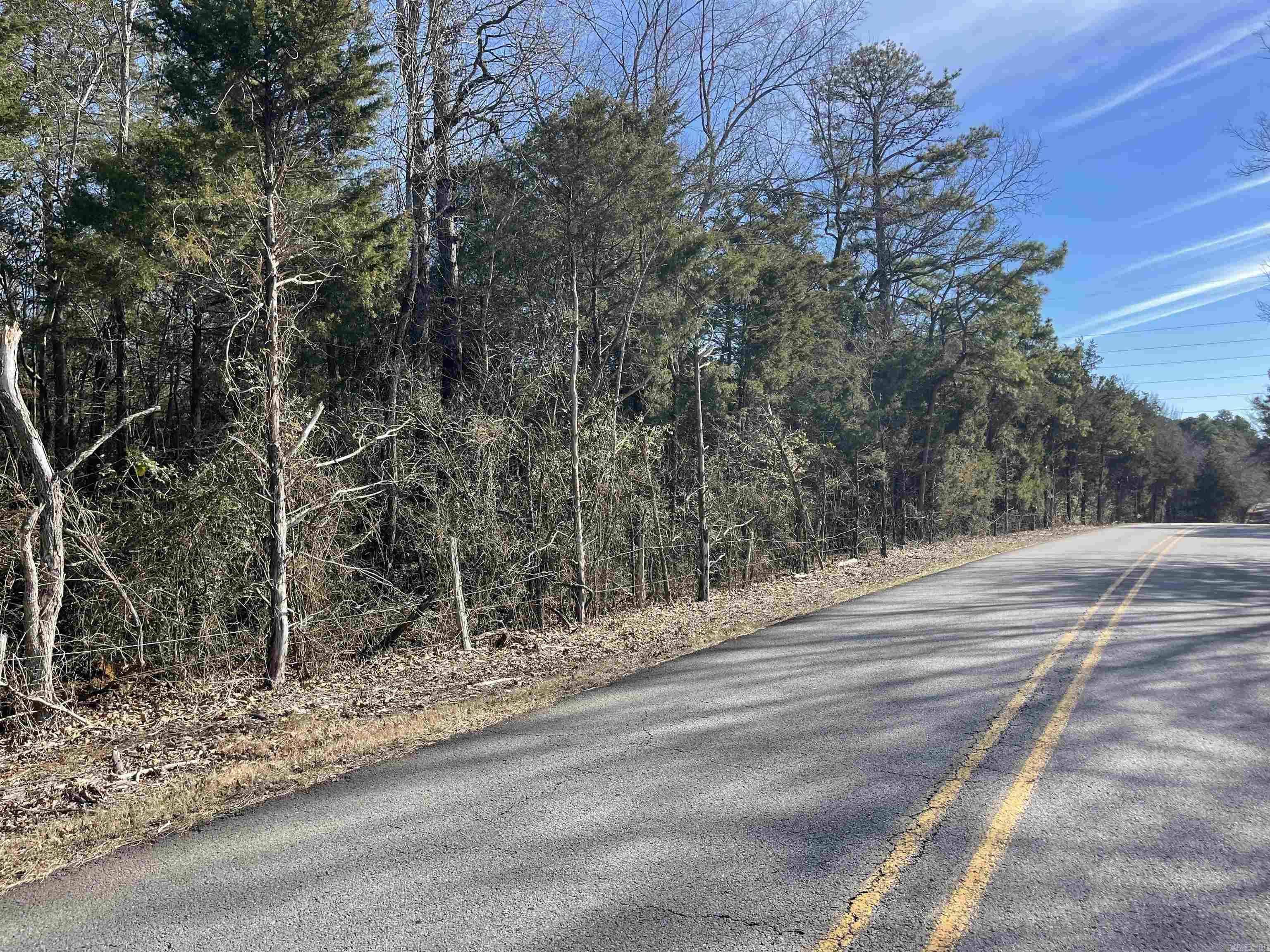 75 Fox Chase Rd. Greers Ferry, AR 72067