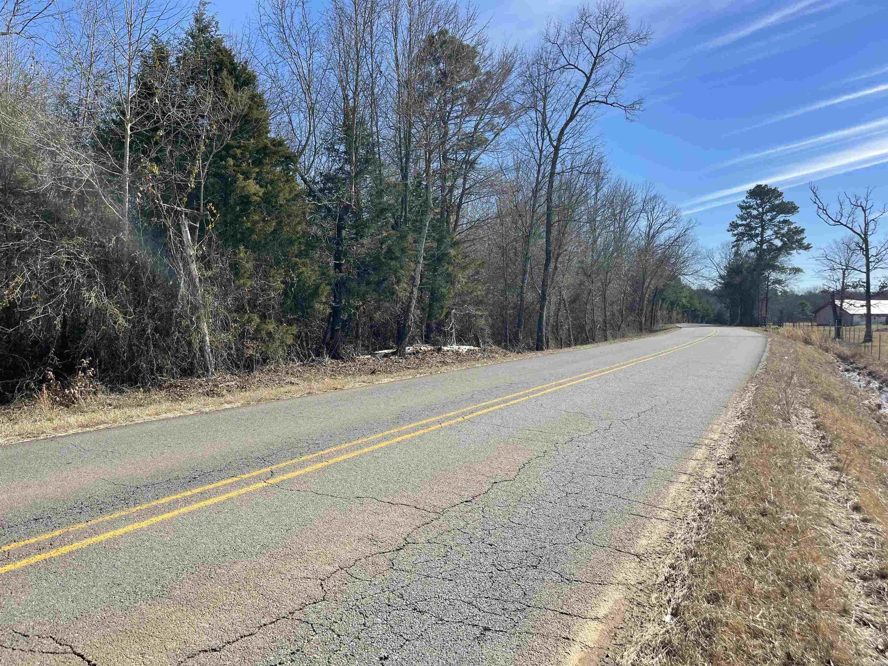 75 Fox Chase Rd. Greers Ferry, AR 72067