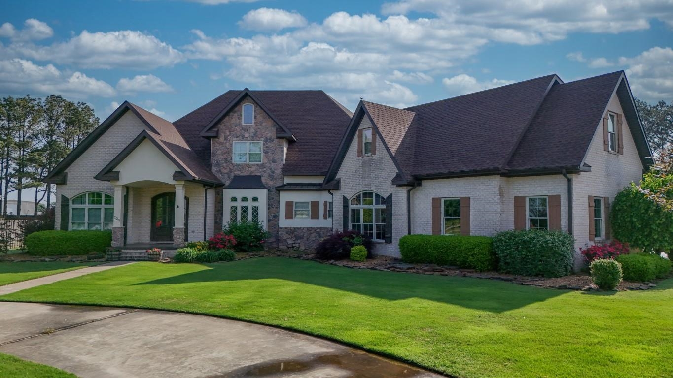 124  Charleston  Walnut Ridge, AR