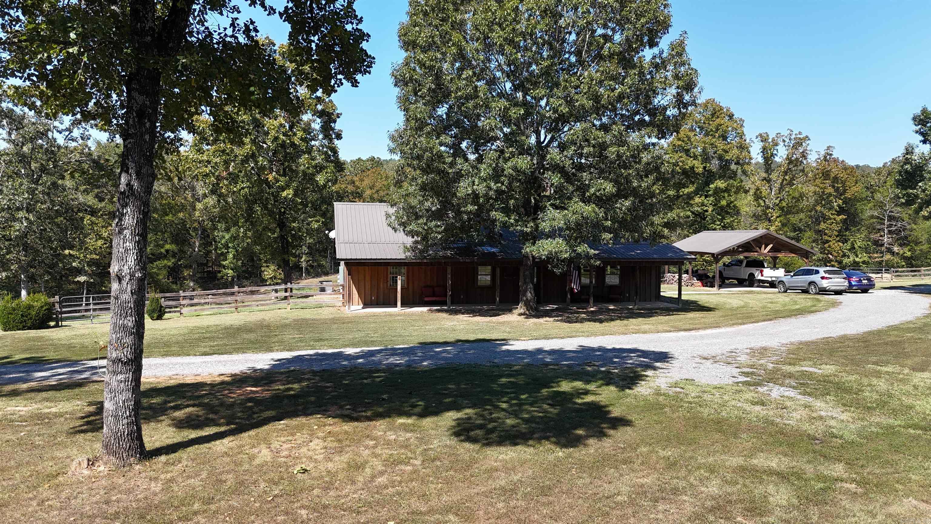 18  Kenwood  Greenbrier, AR
