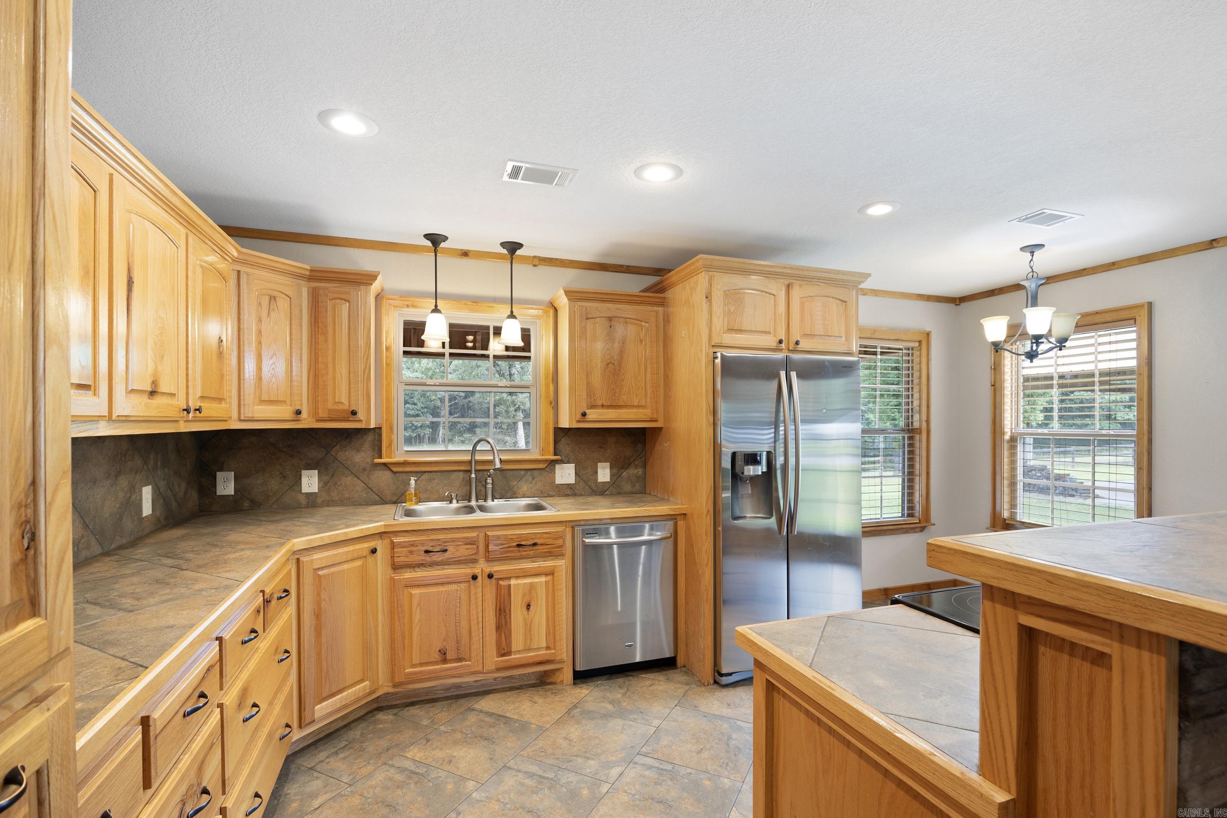 18 Kenwood  Greenbrier, AR