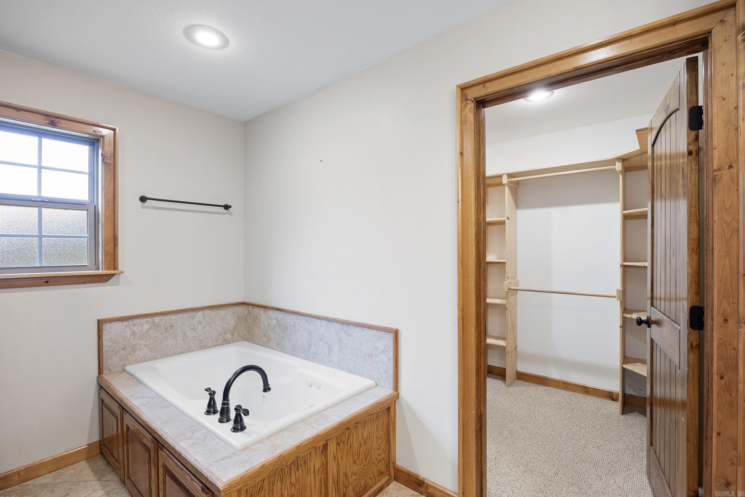 18 Kenwood  Greenbrier, AR