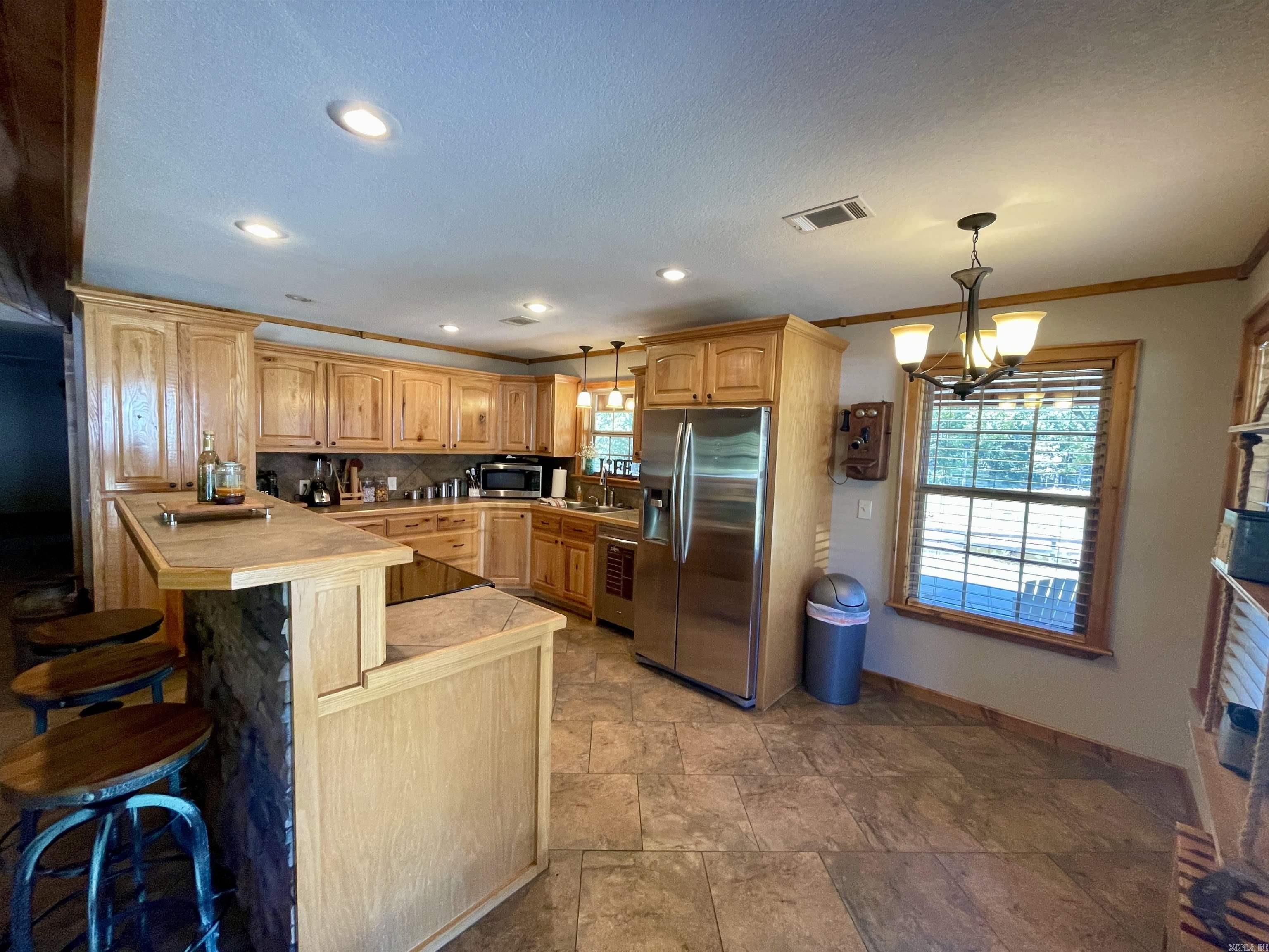 18  Kenwood  Greenbrier, AR