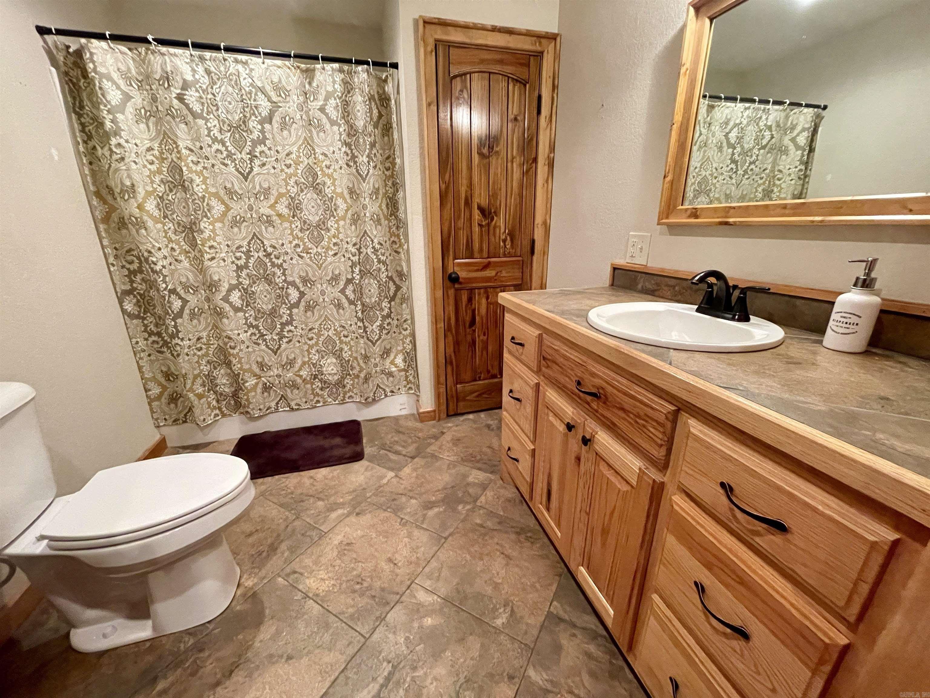 18  Kenwood  Greenbrier, AR