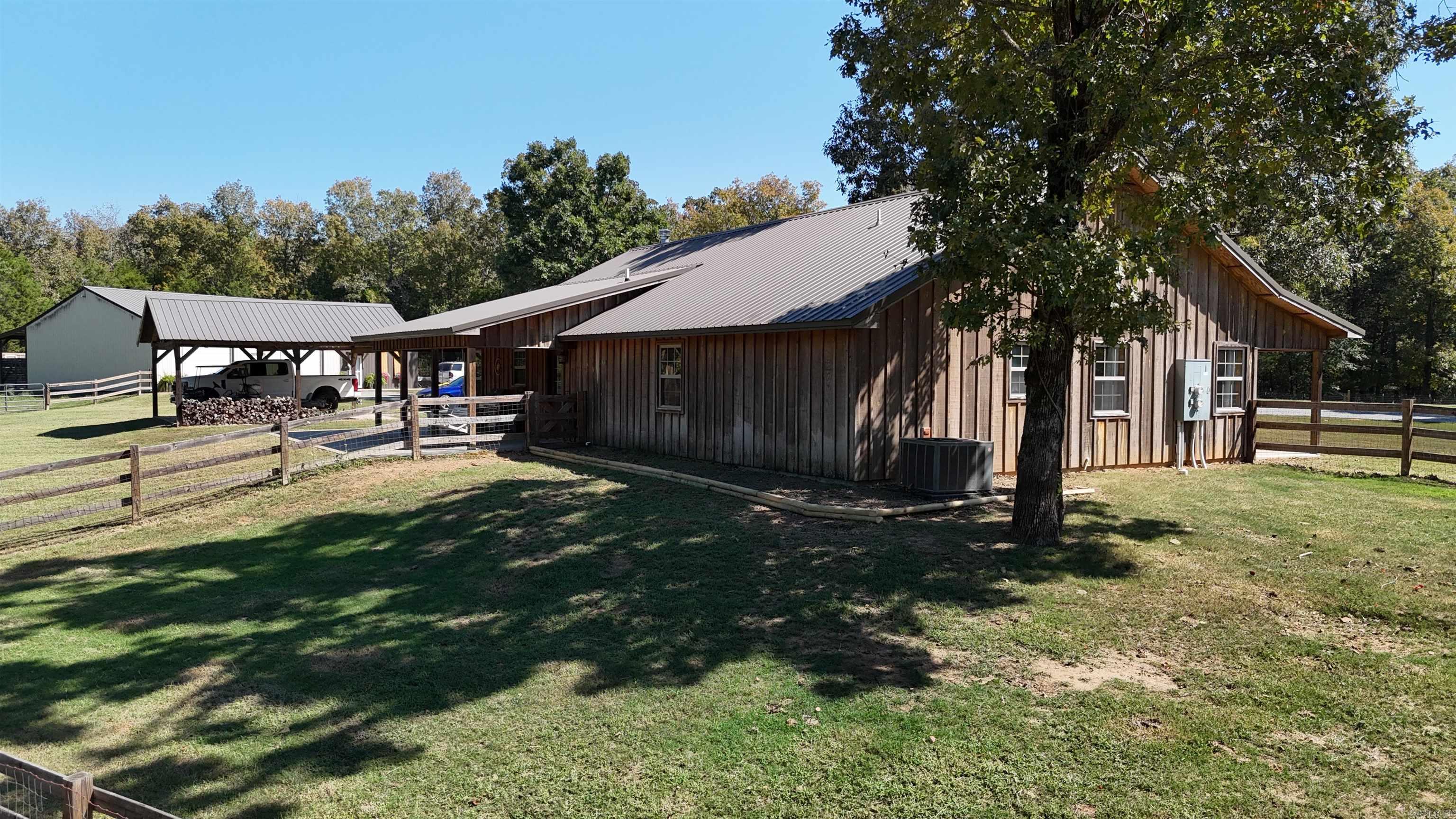 18  Kenwood  Greenbrier, AR