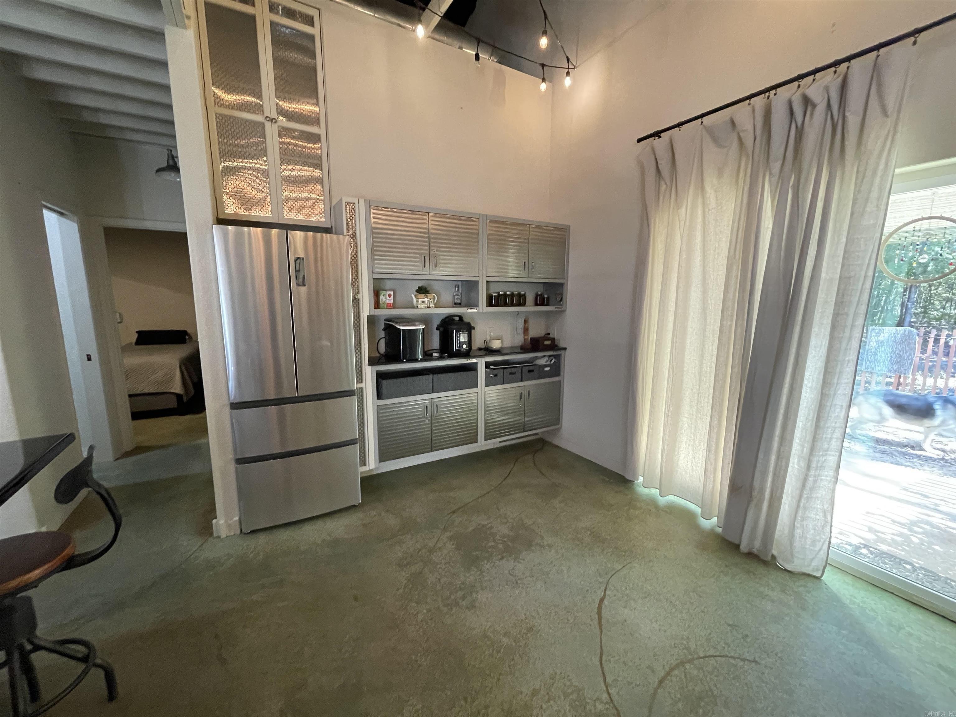 18  Kenwood  Greenbrier, AR