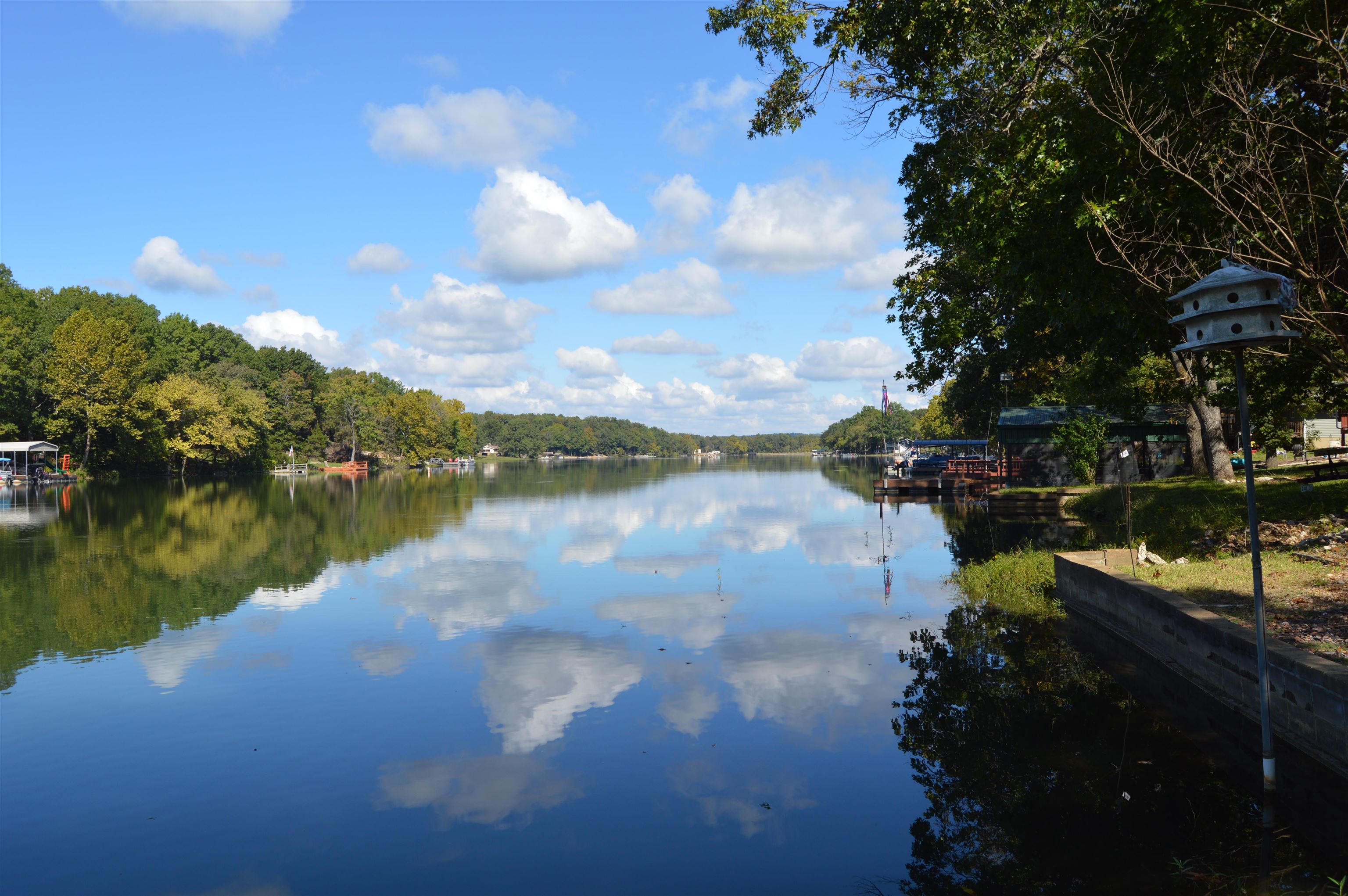 252 E Lakeshore Drive Cherokee Village, AR 72529