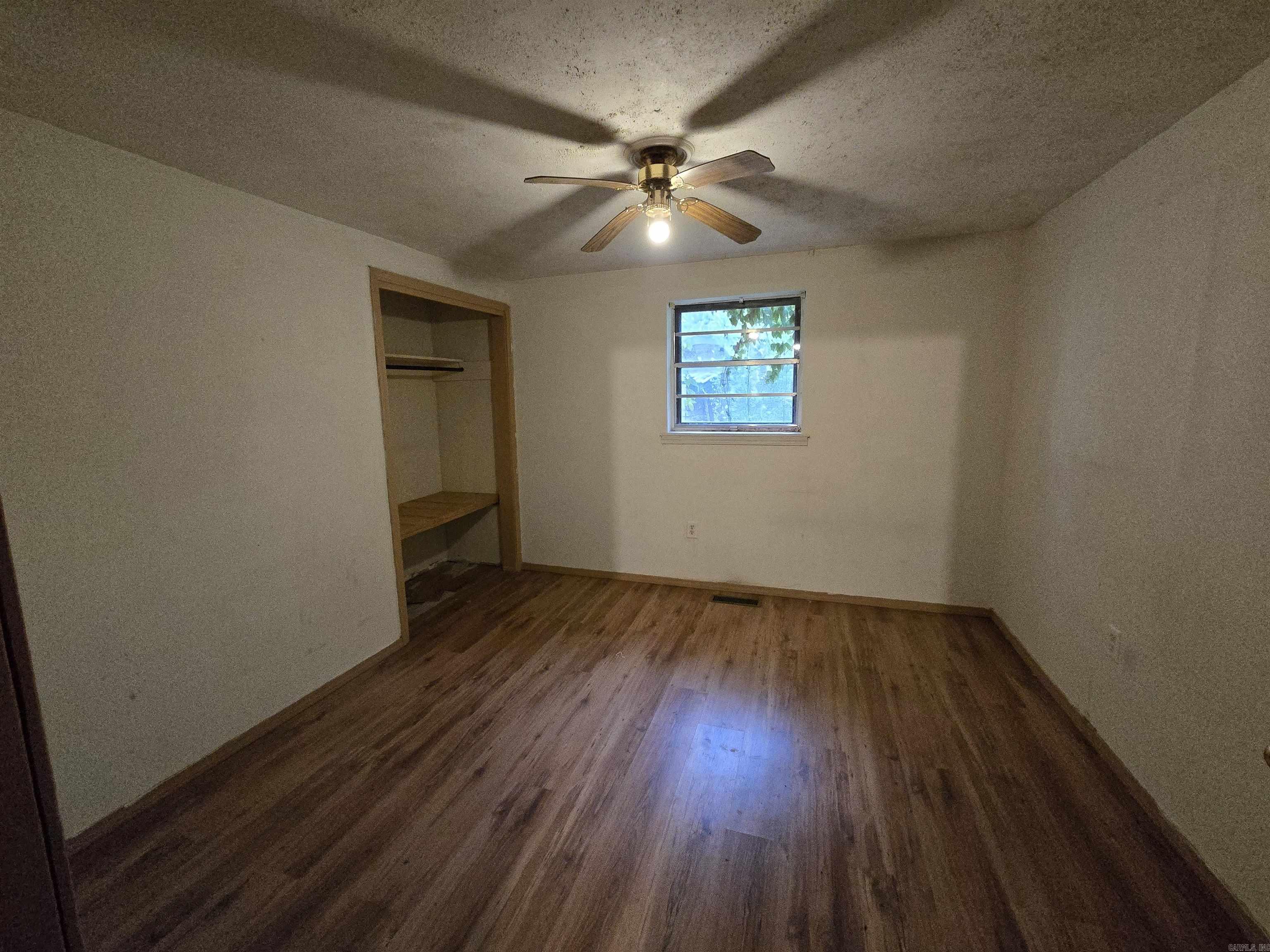 30  Adams Lake  Conway, AR