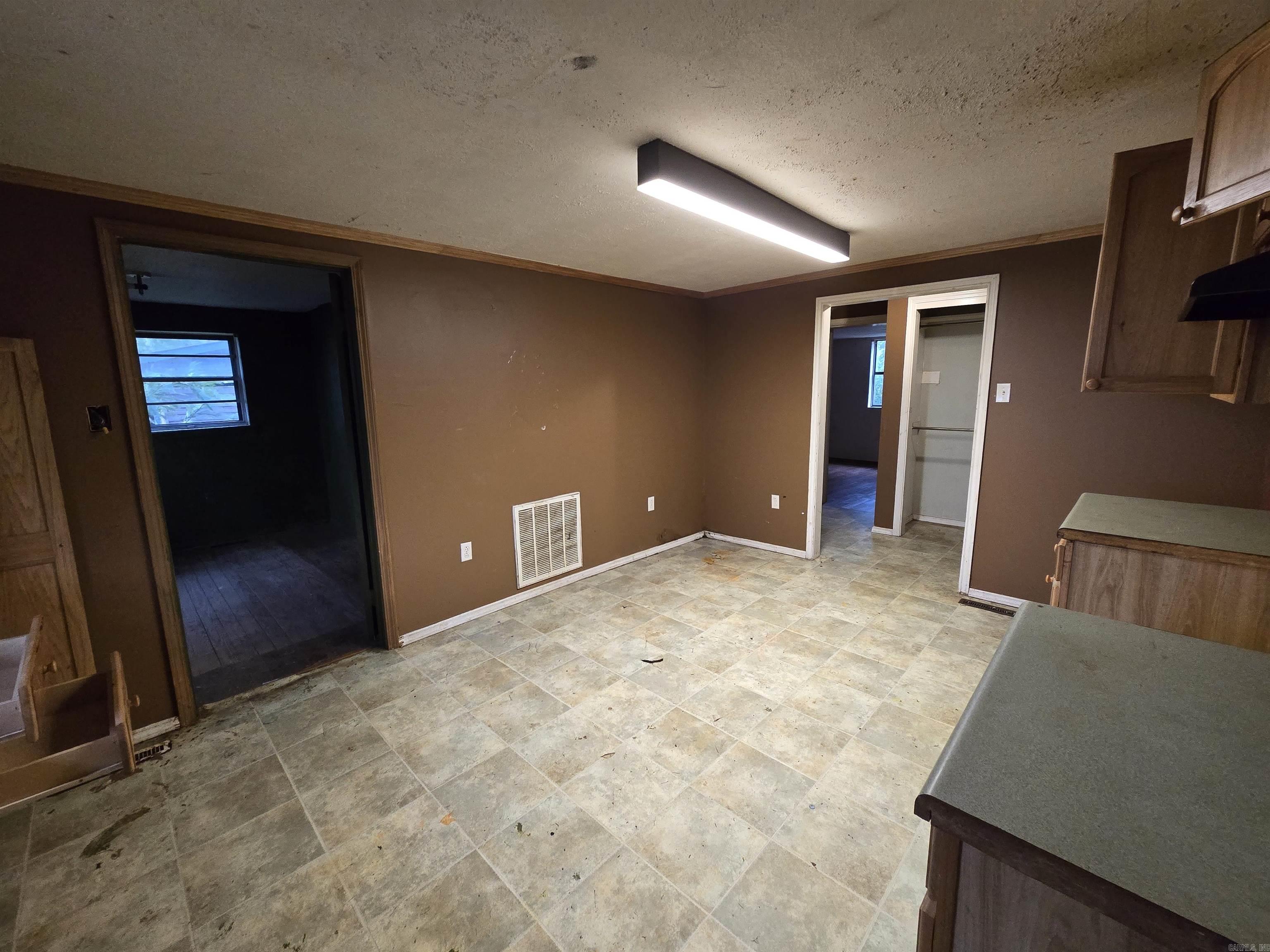 30  Adams Lake  Conway, AR