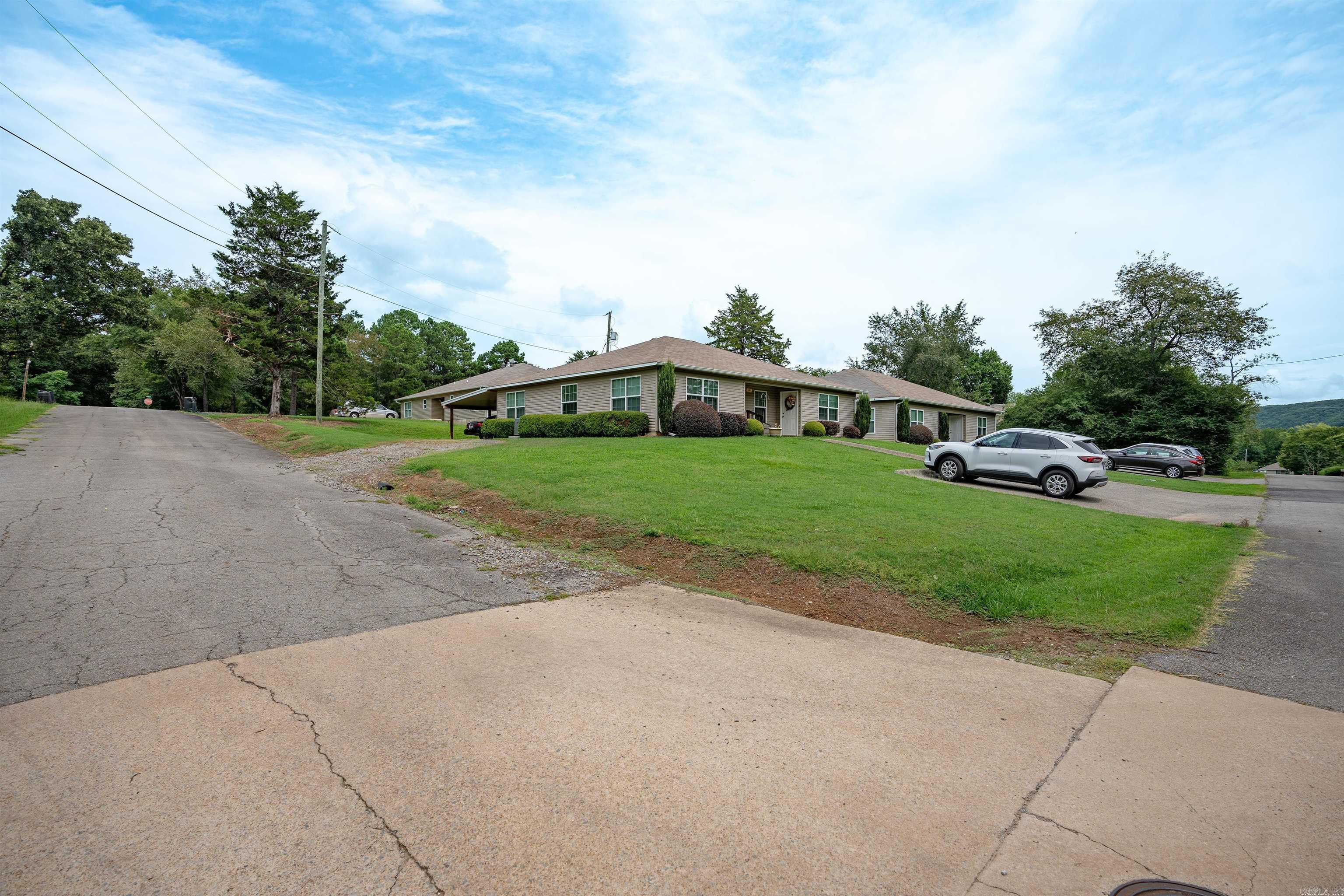 1206 - 1320  W. Wilson  Heber Springs, AR