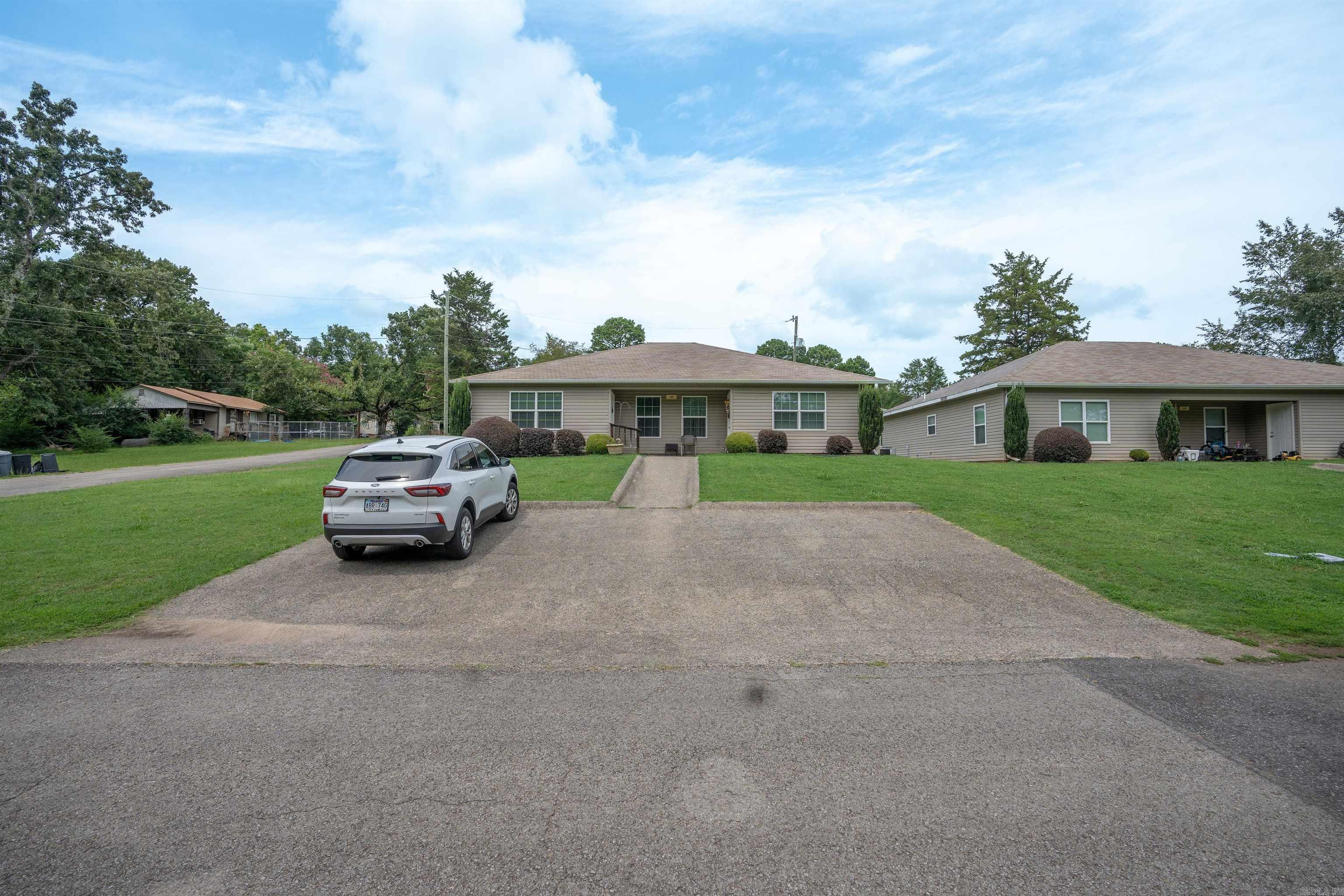 1206 - 1320  W. Wilson  Heber Springs, AR
