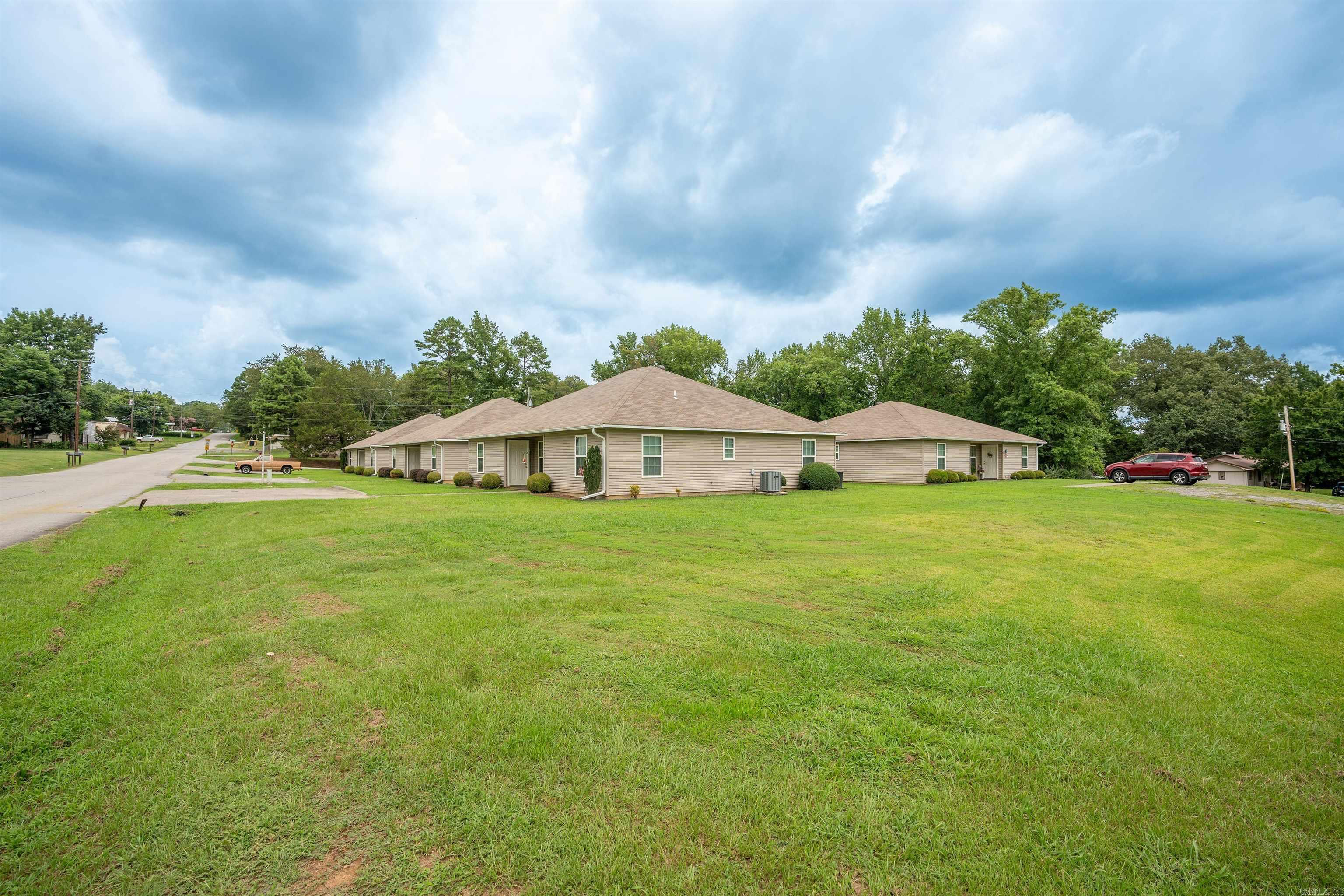 1008 W Wilson  Heber Springs, AR