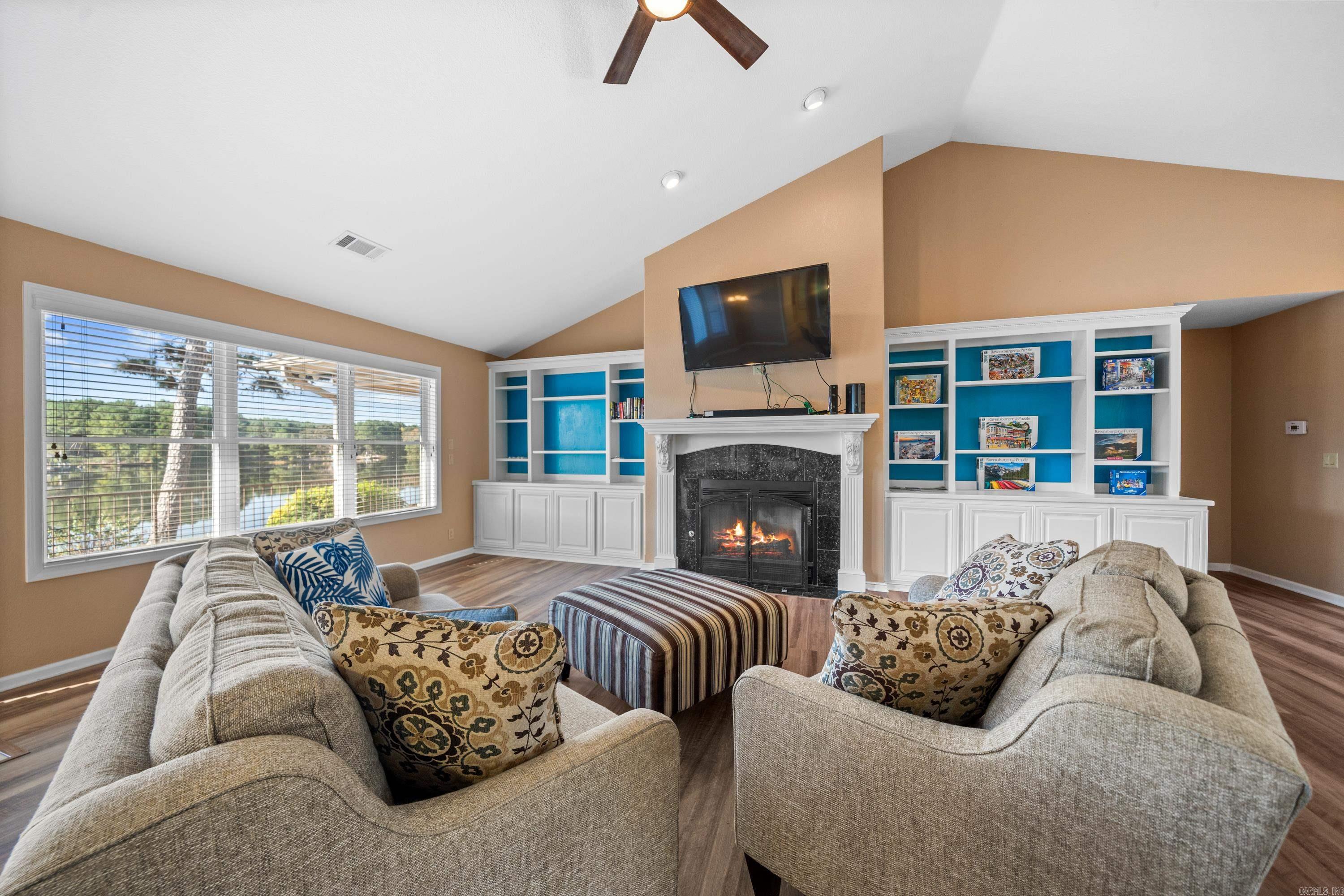 34  Linares  Hot Springs Village, AR