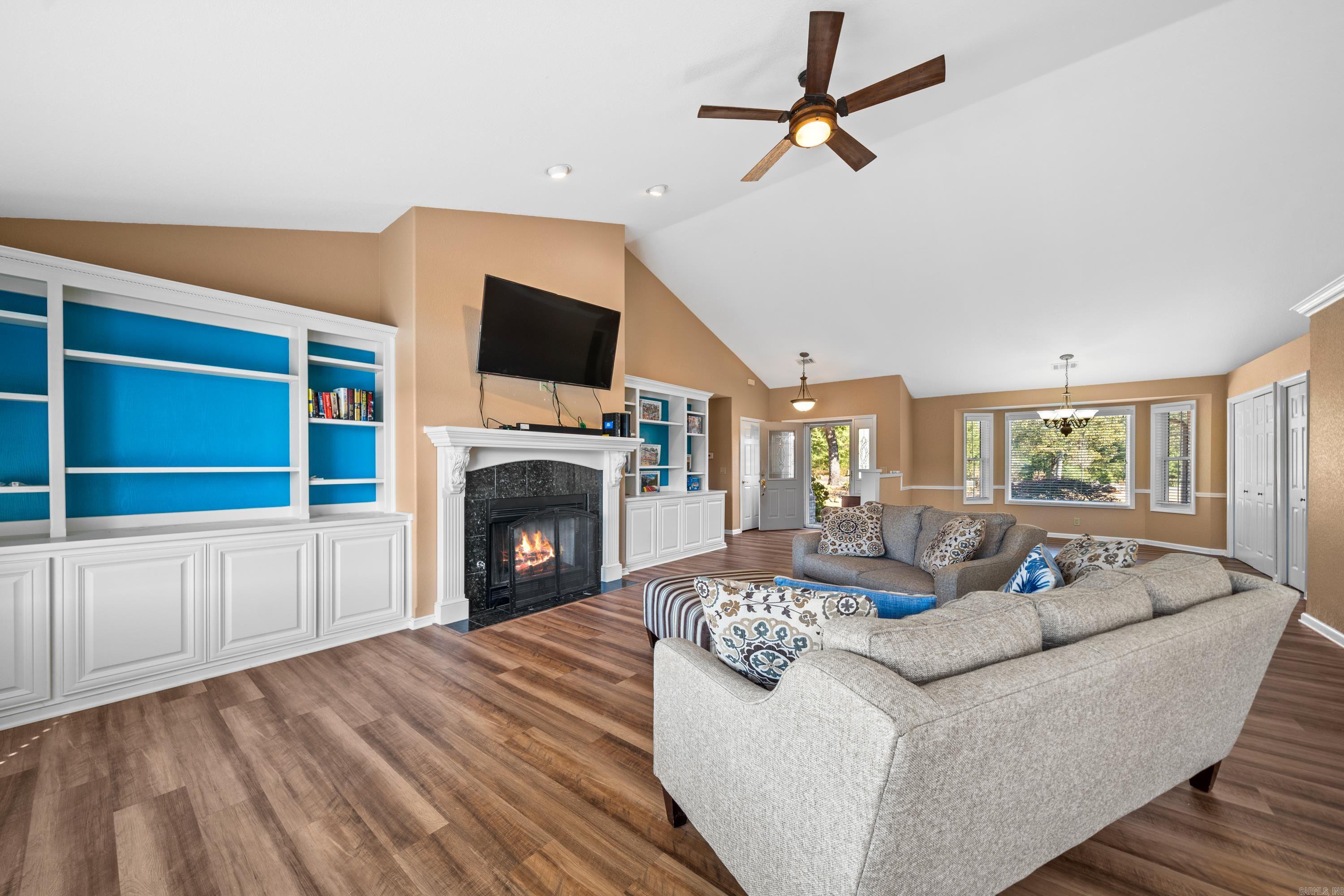34  Linares  Hot Springs Village, AR