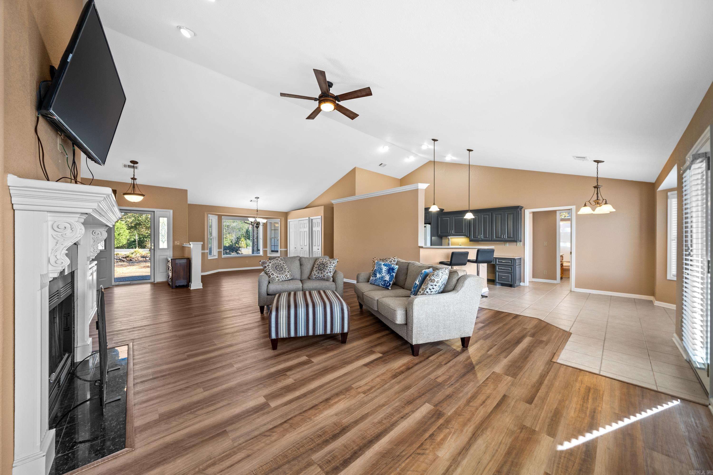 34  Linares  Hot Springs Village, AR