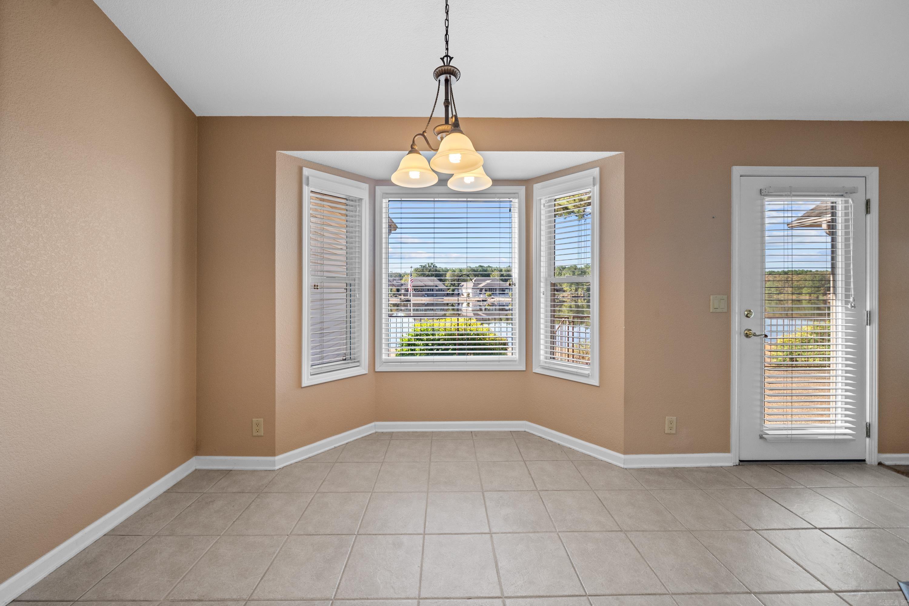 34  Linares  Hot Springs Village, AR