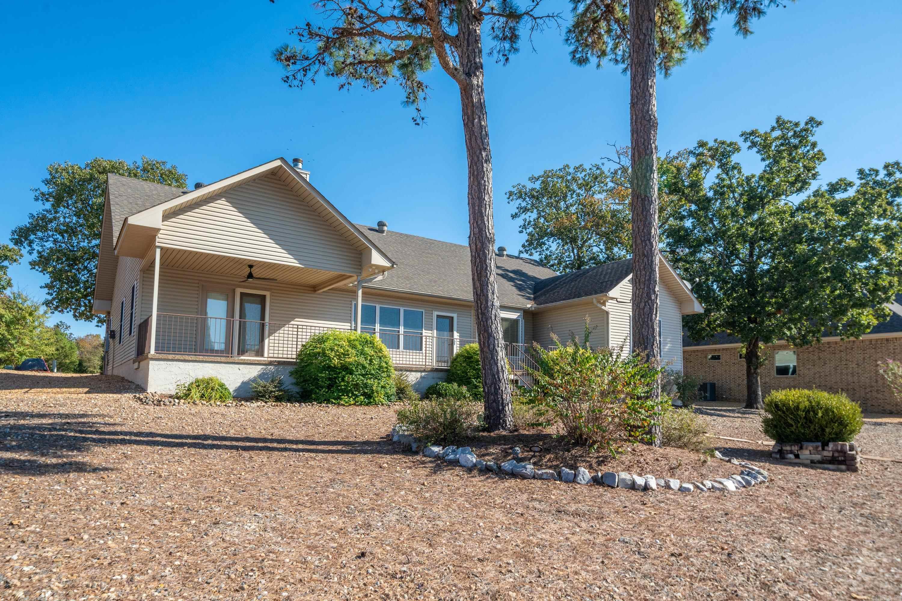 34  Linares  Hot Springs Village, AR