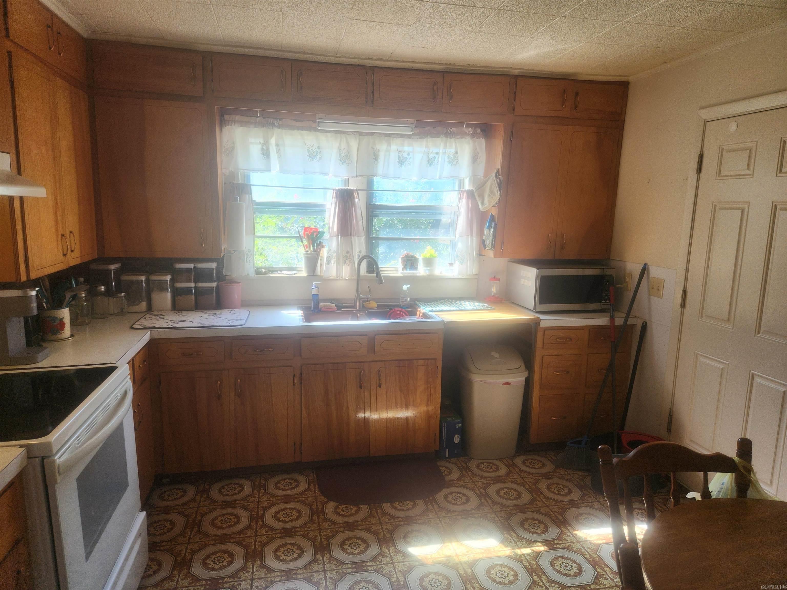 301 N Brown  Clarksville, AR