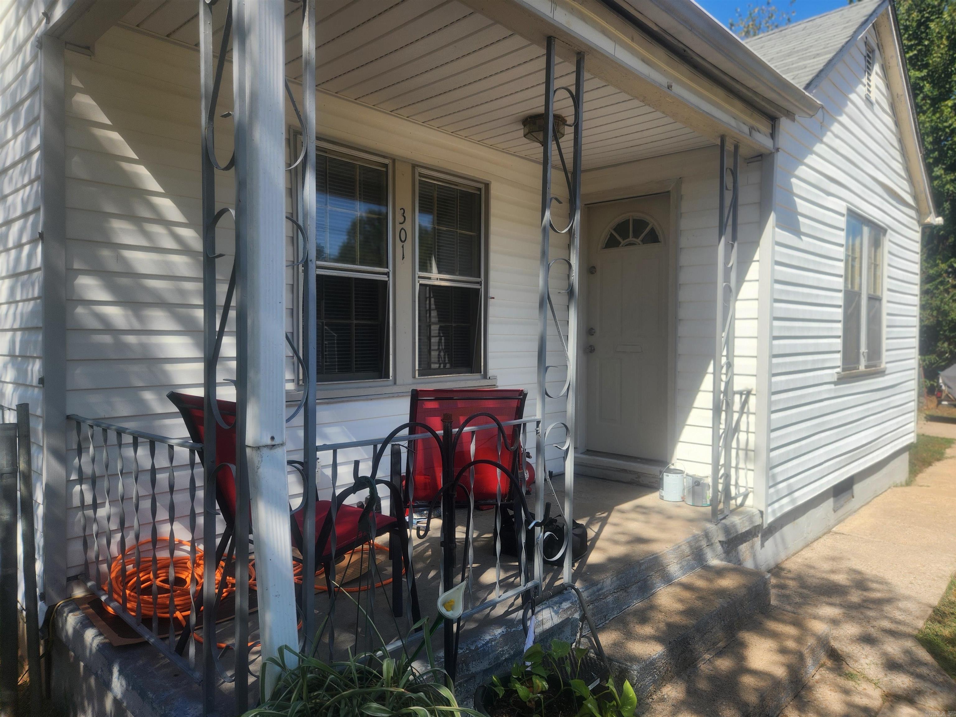 301 N Brown  Clarksville, AR
