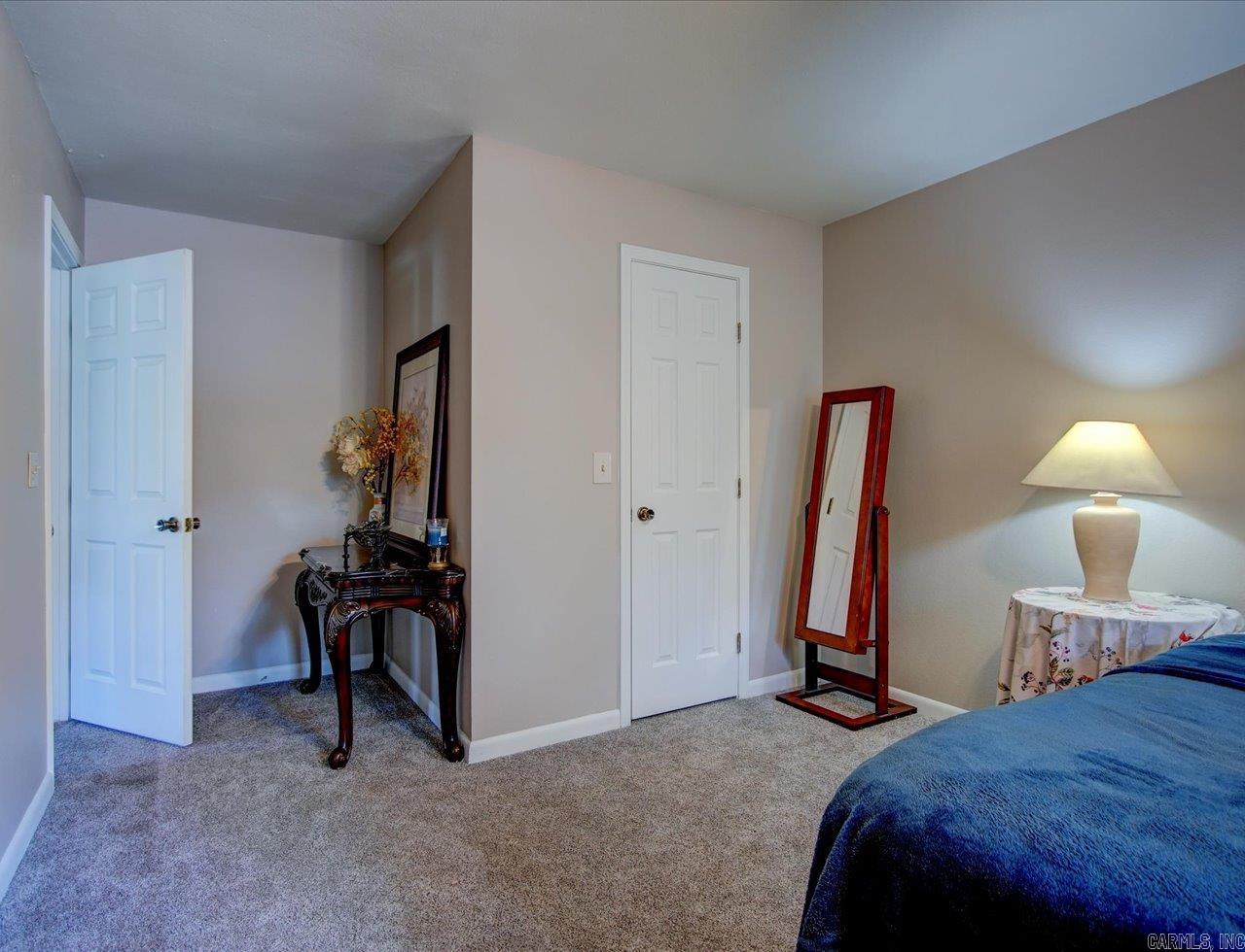 206 INDEPENDENCE Drive Hot Springs, AR 71913-0000