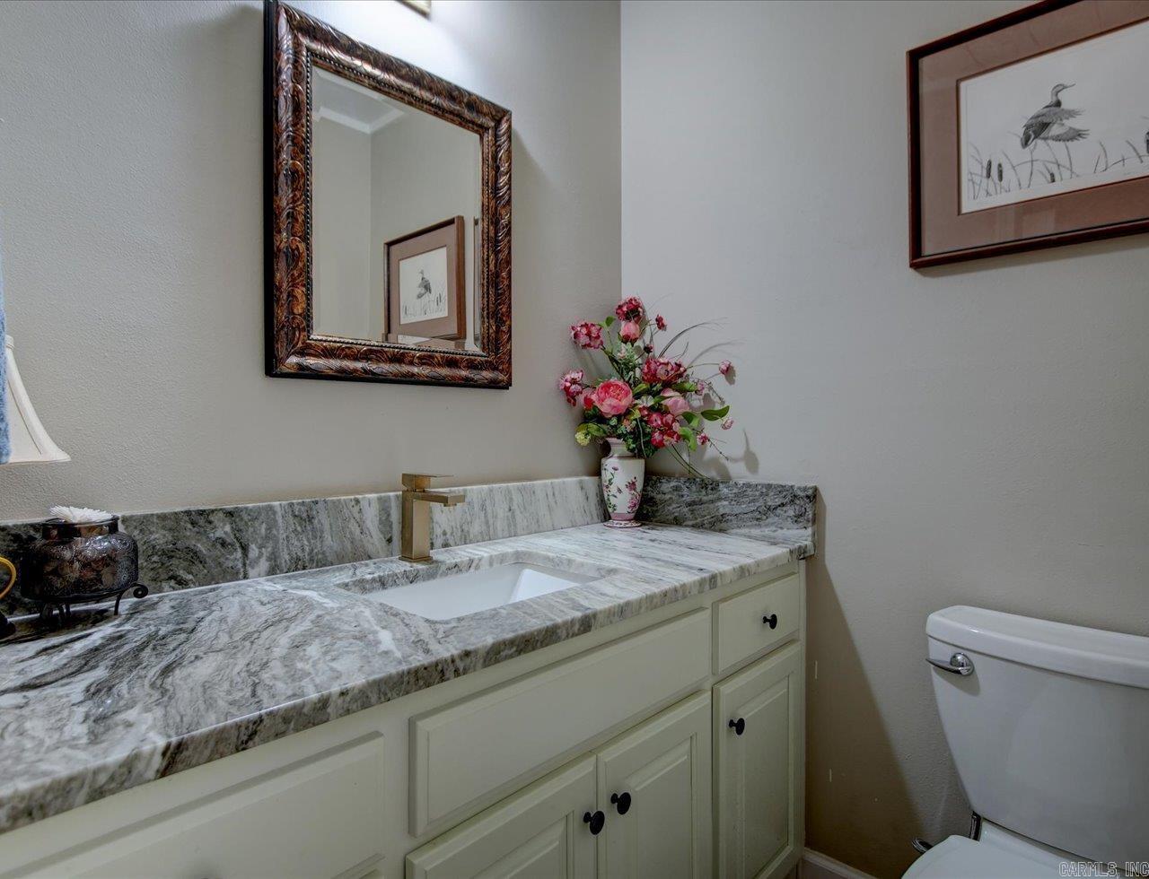206 INDEPENDENCE Drive Hot Springs, AR 71913-0000