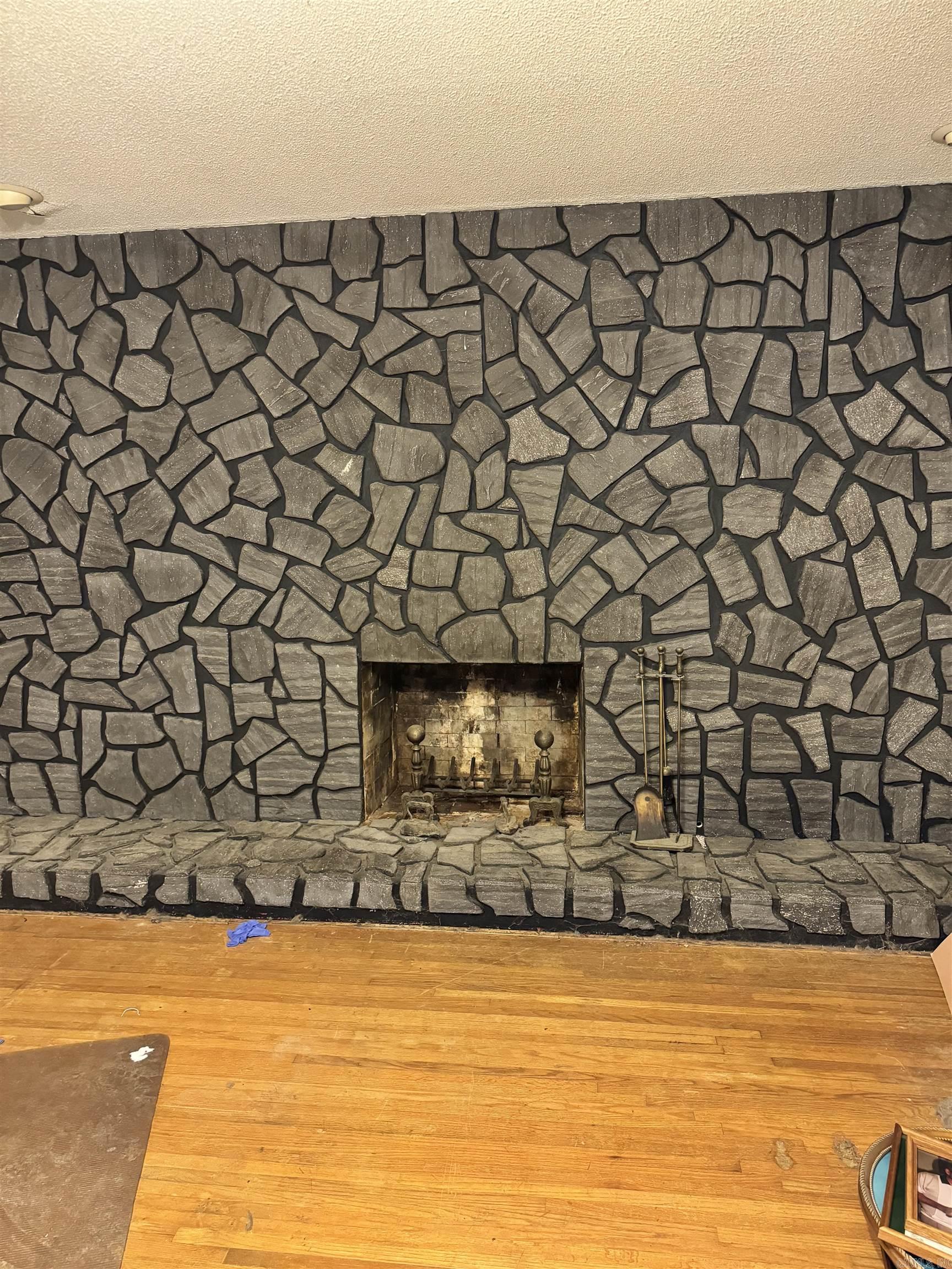 105  Burroughs  Hot Springs, AR