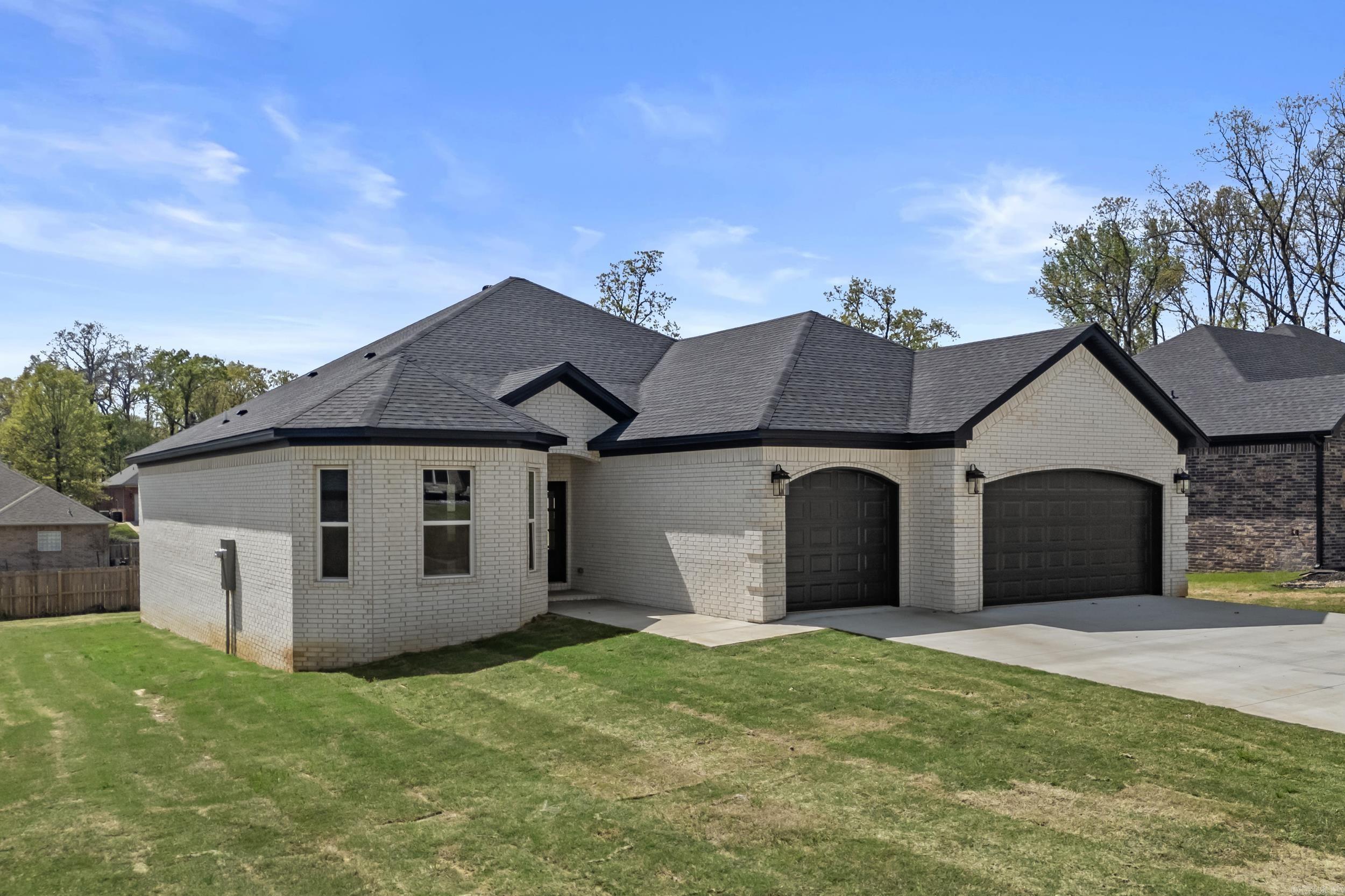 312 Forest Glen Cove Jacksonville, AR 72076