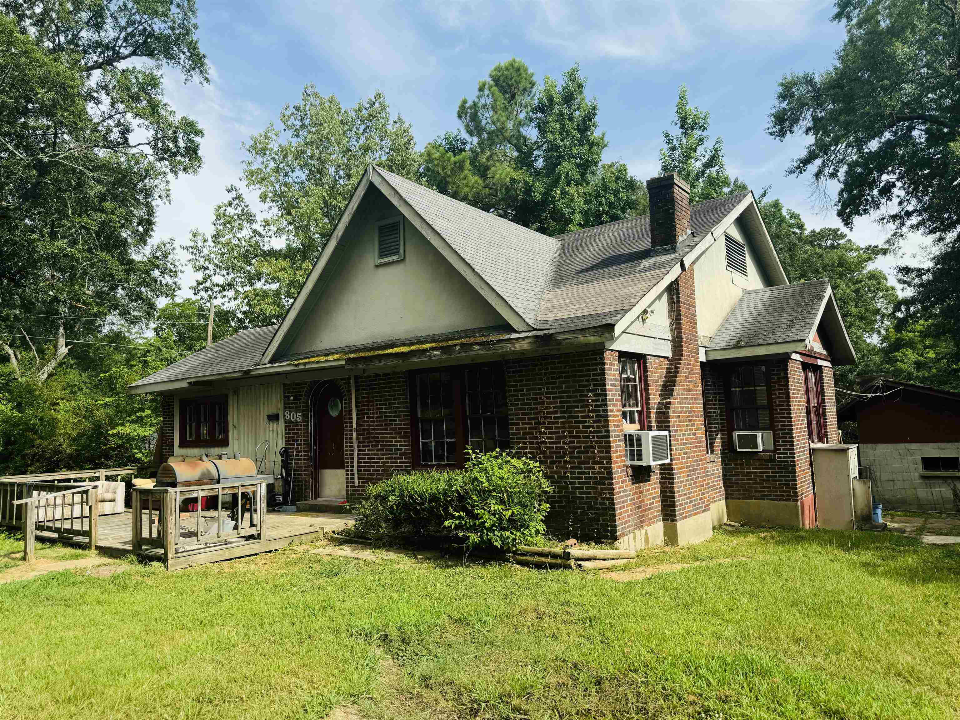 805  Clifton Camden Camden, AR