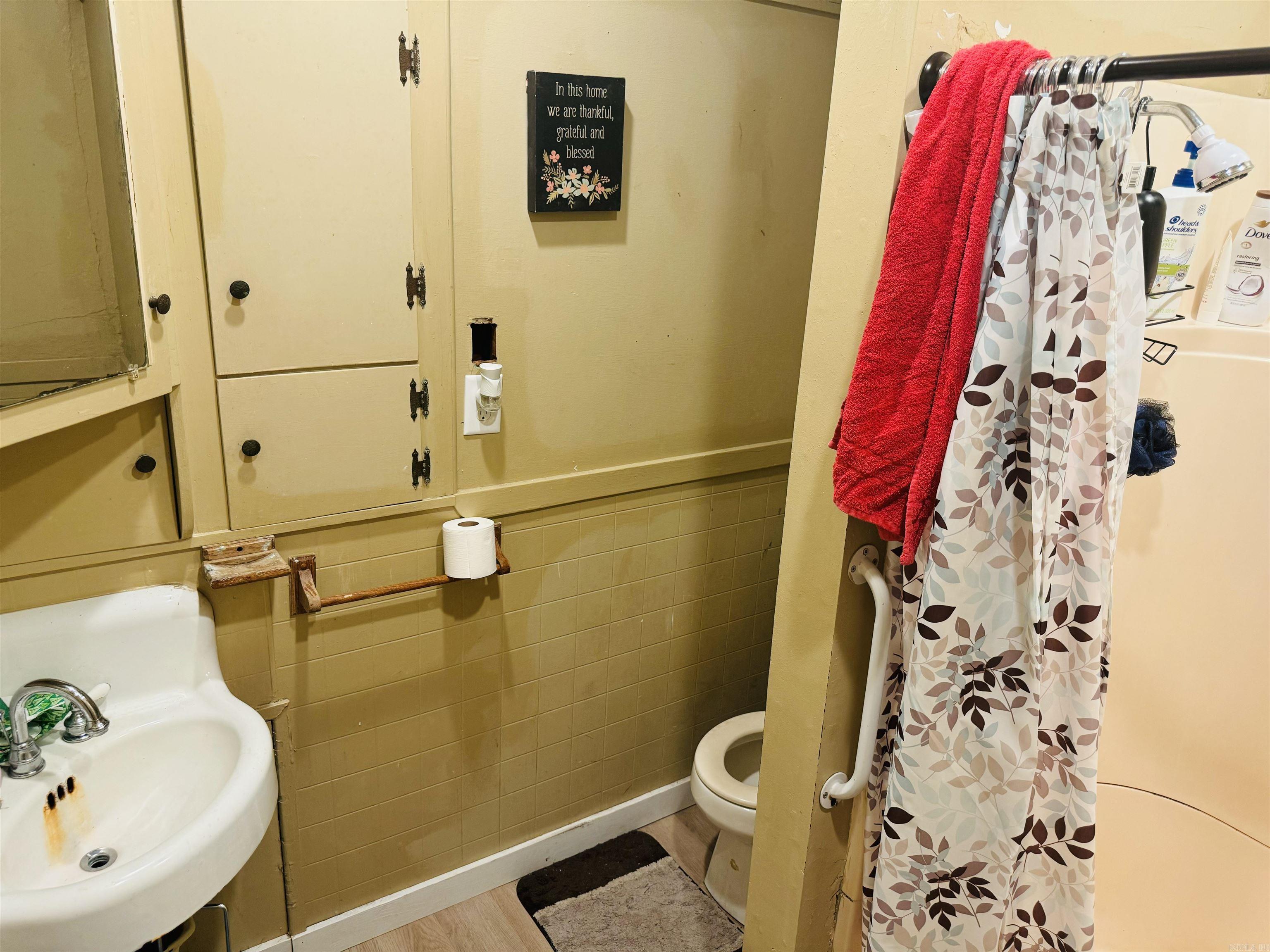 805  Clifton Camden Camden, AR