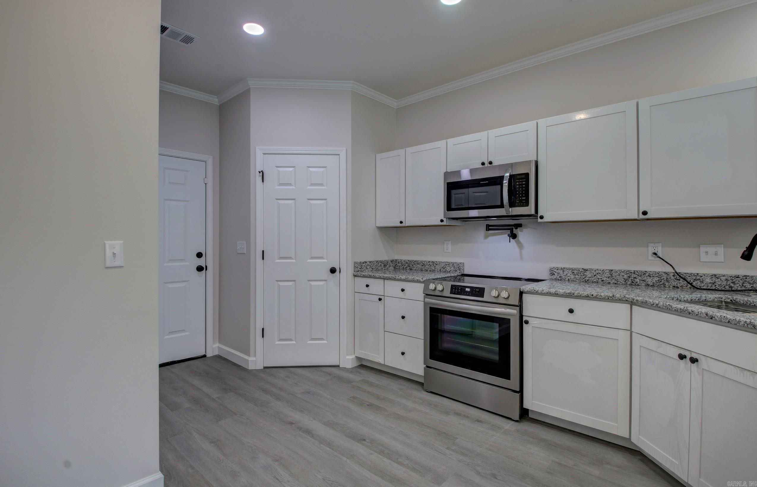 3403 W 17th  Little Rock, AR
