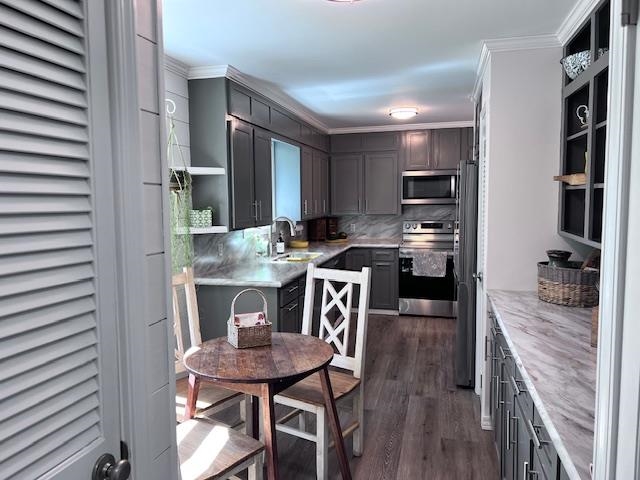 1502  Cynthia  Mountain View, AR