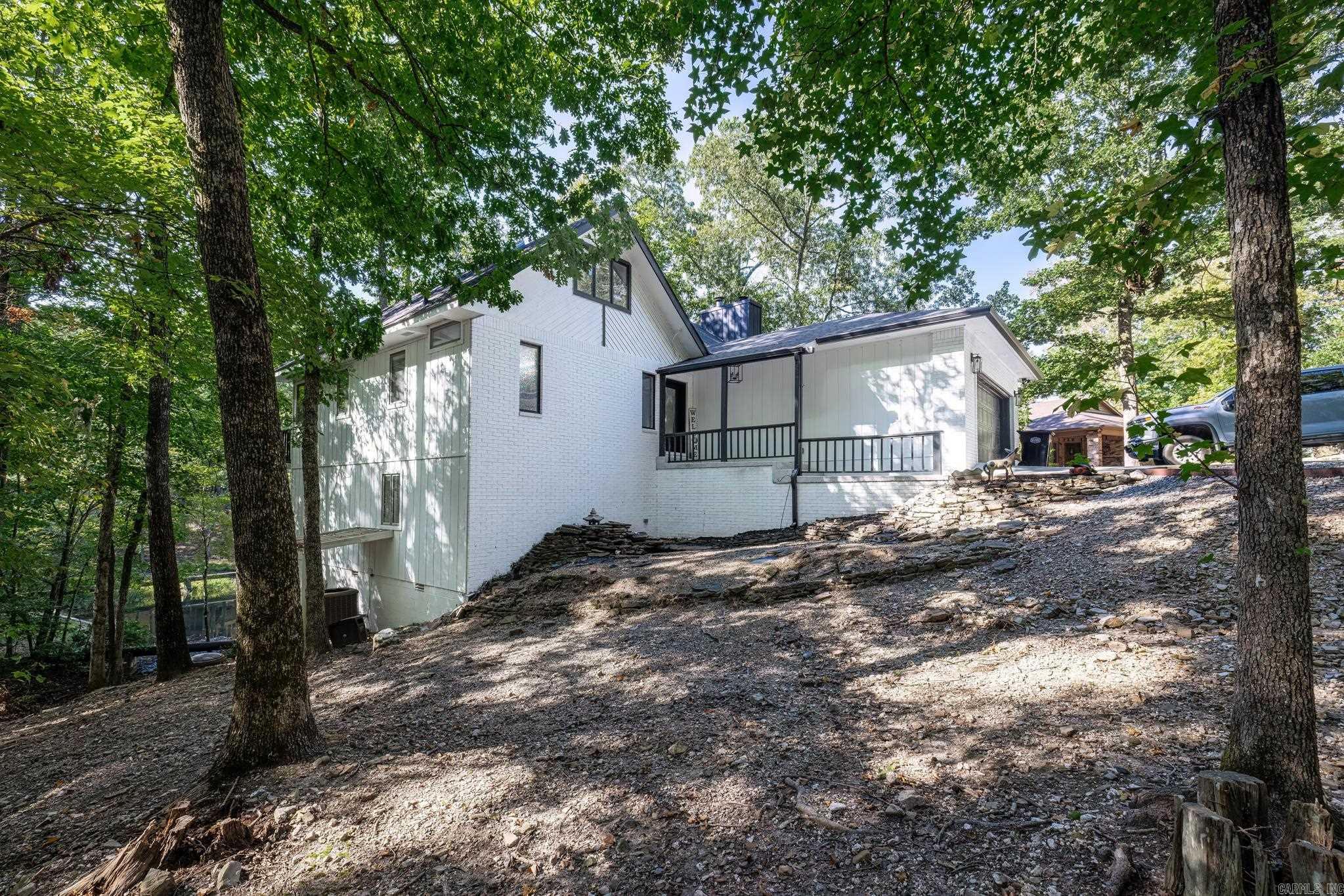 10  Ontur Lane  Hot Springs Village, AR