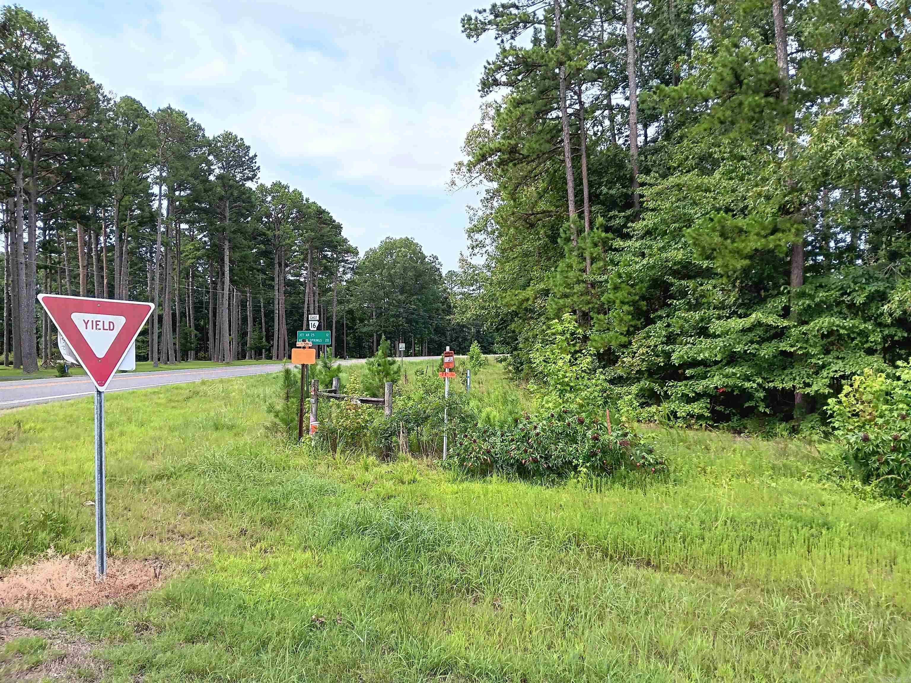   Corner of Hwy 16 & Hwy 92 W.  Higden, AR