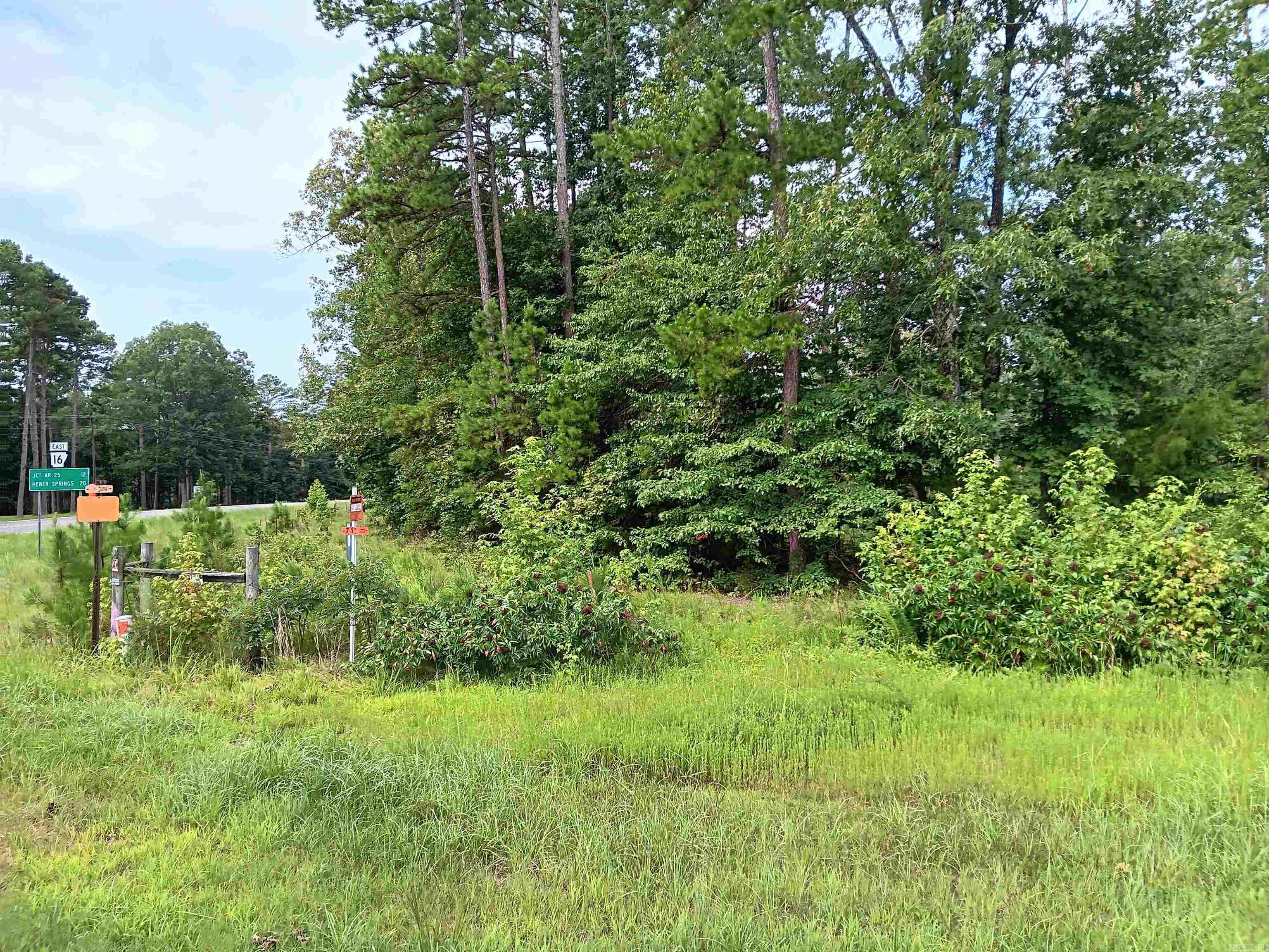   Corner of Hwy 16 & Hwy 92 W.  Higden, AR