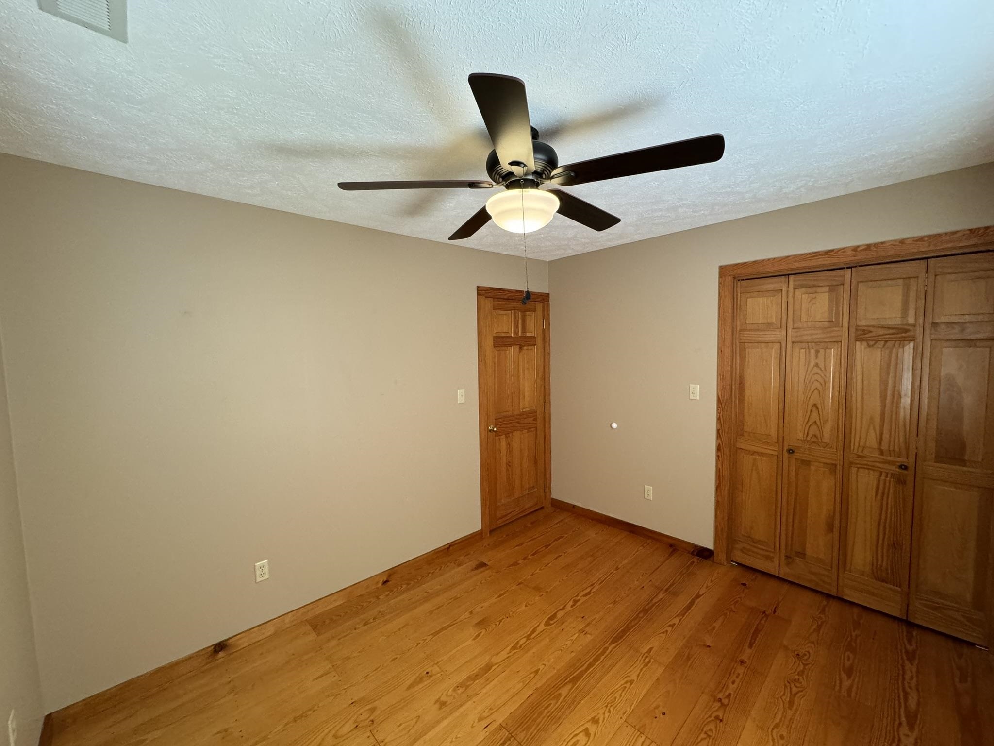 1275 Riverview Drive Norfork, AR 72658