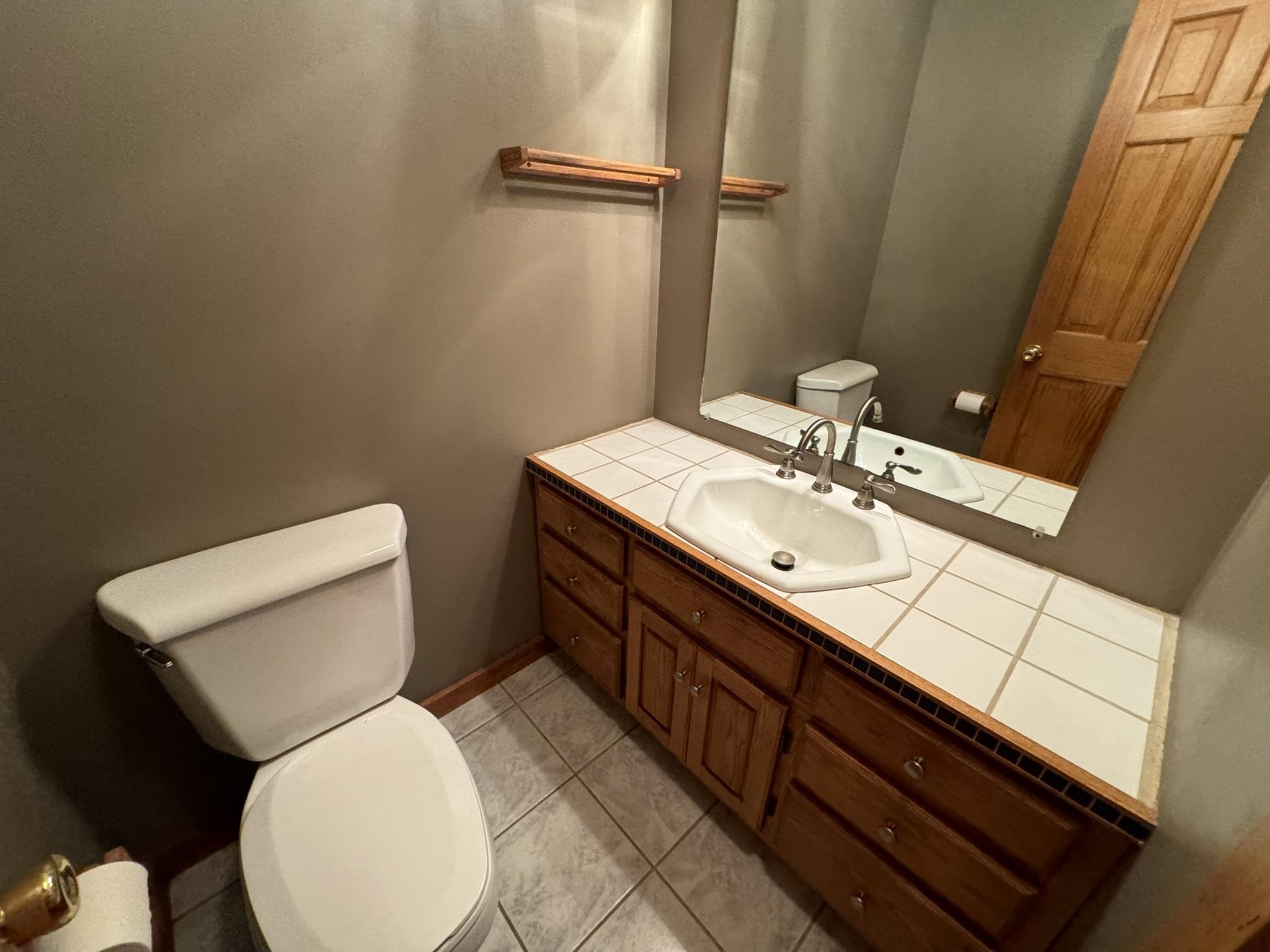 1275 Riverview Drive Norfork, AR 72658