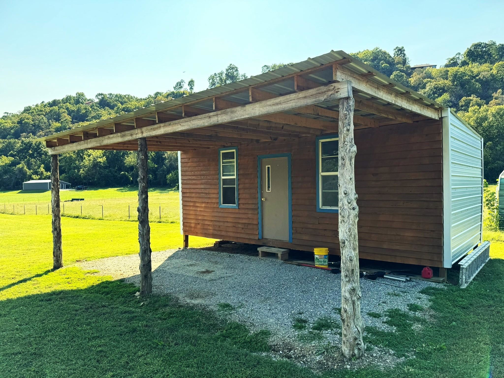 1275 Riverview Drive Norfork, AR 72658