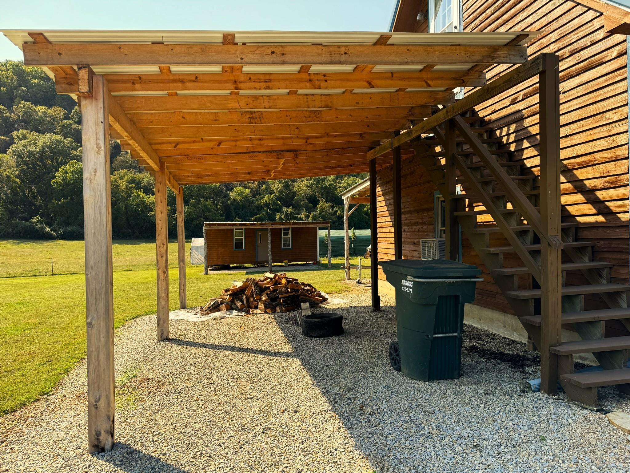 1275 Riverview Drive Norfork, AR 72658