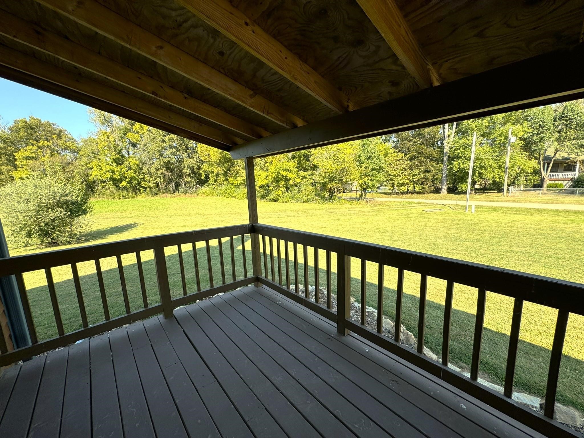 1275 Riverview Drive Norfork, AR 72658