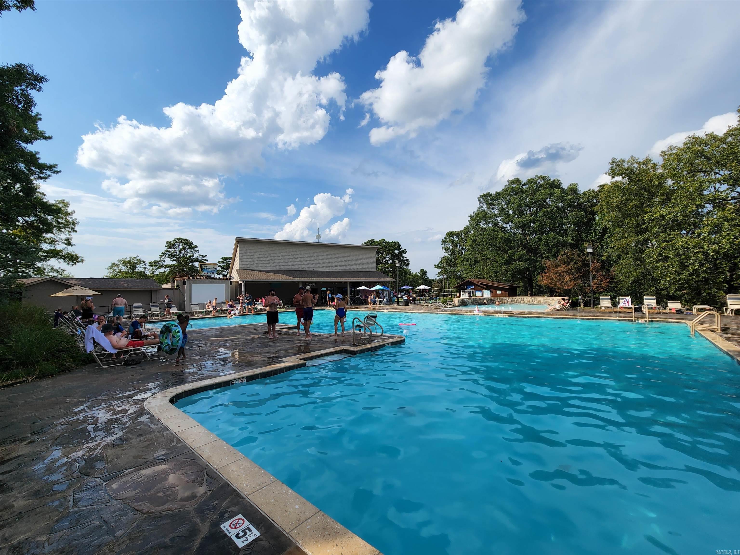 601  Dave Creek Parkway  Fairfield Bay, AR