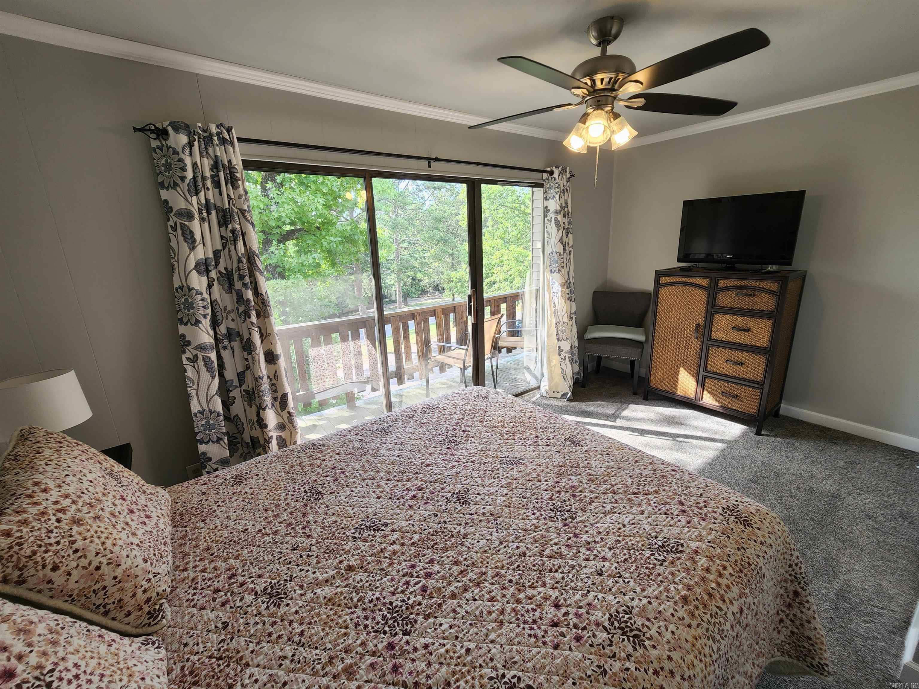 601  Dave Creek Parkway  Fairfield Bay, AR