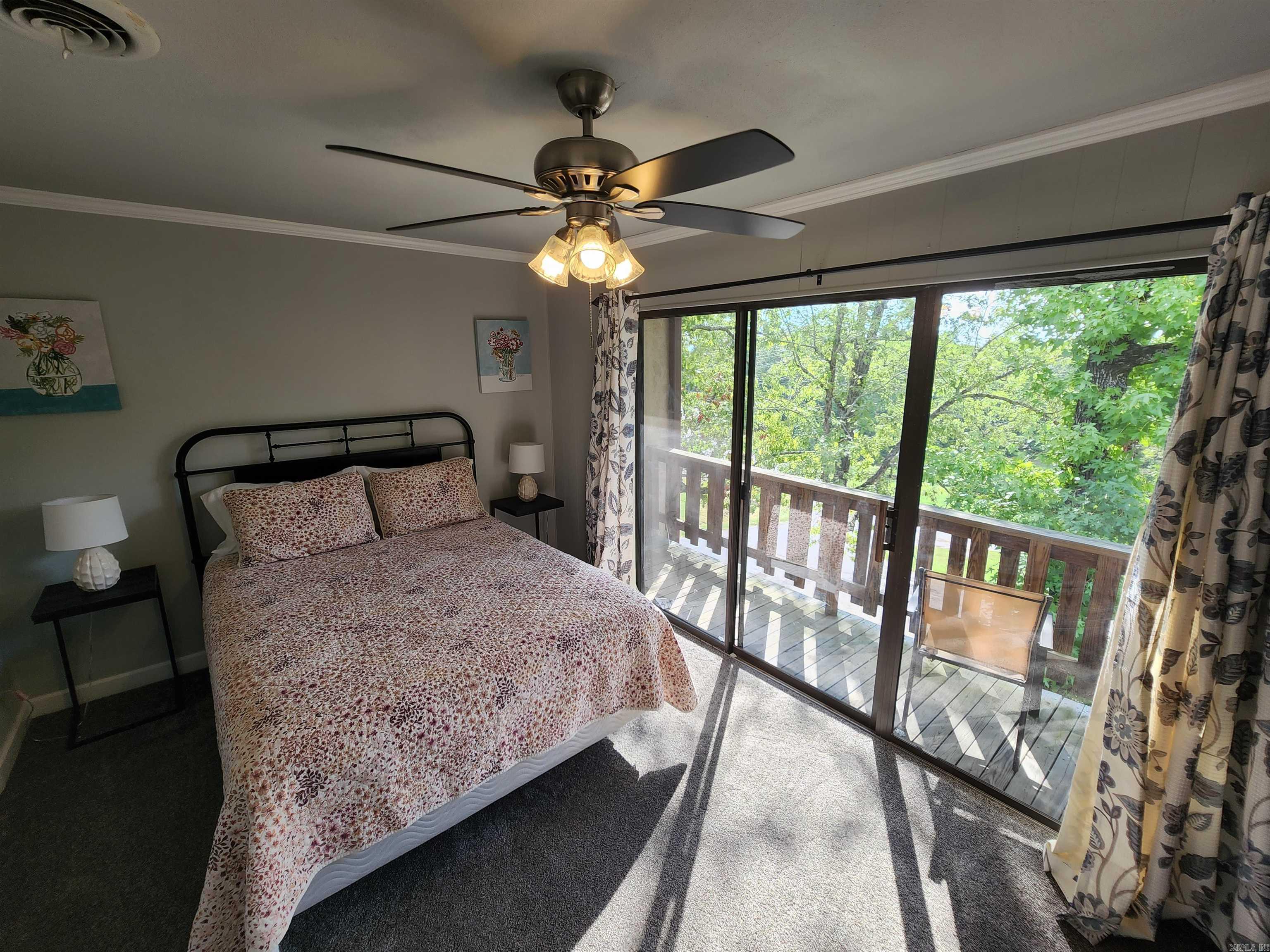 601  Dave Creek Parkway  Fairfield Bay, AR