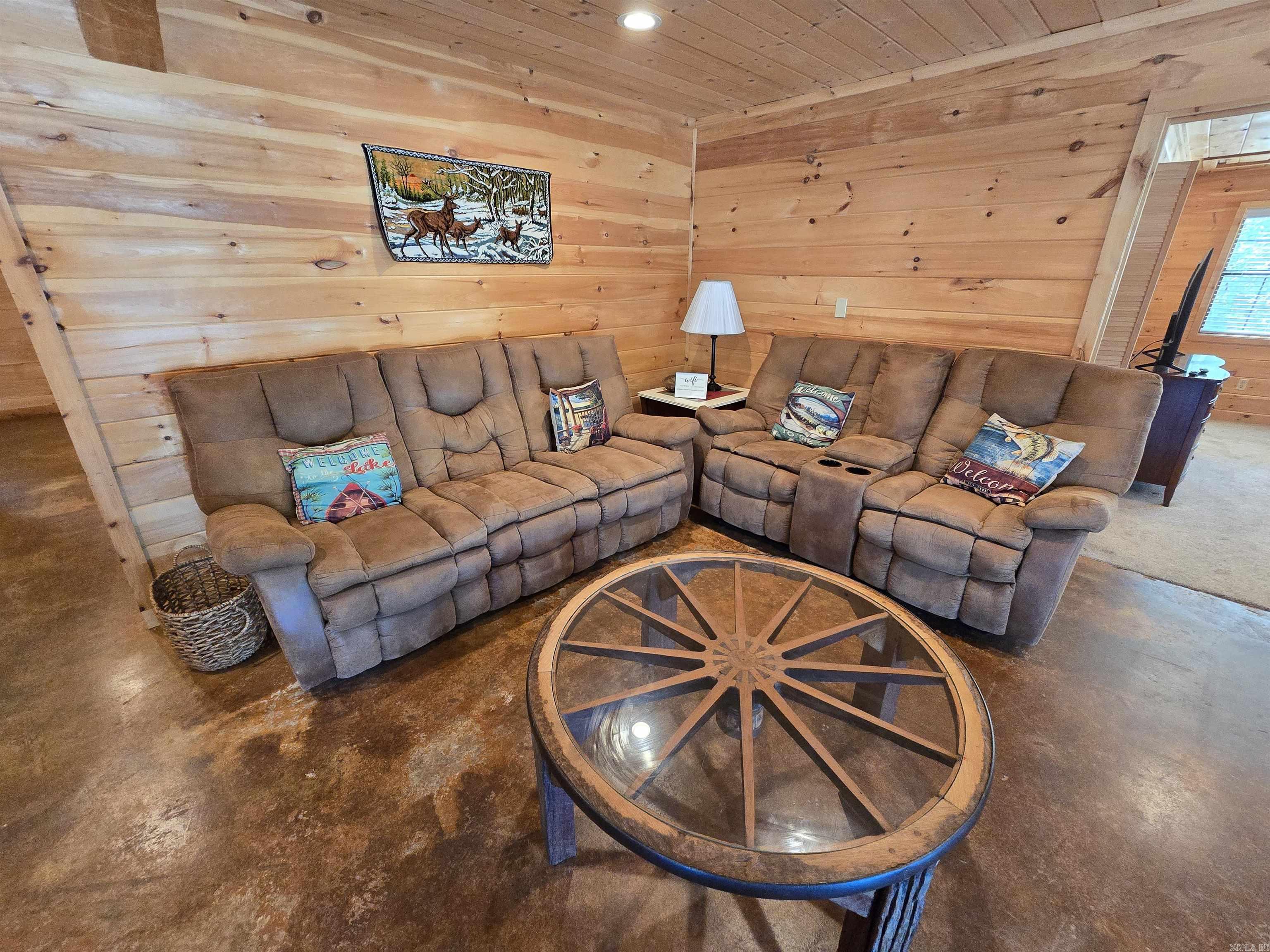 3189  Brownsville Rd  Greers Ferry, AR