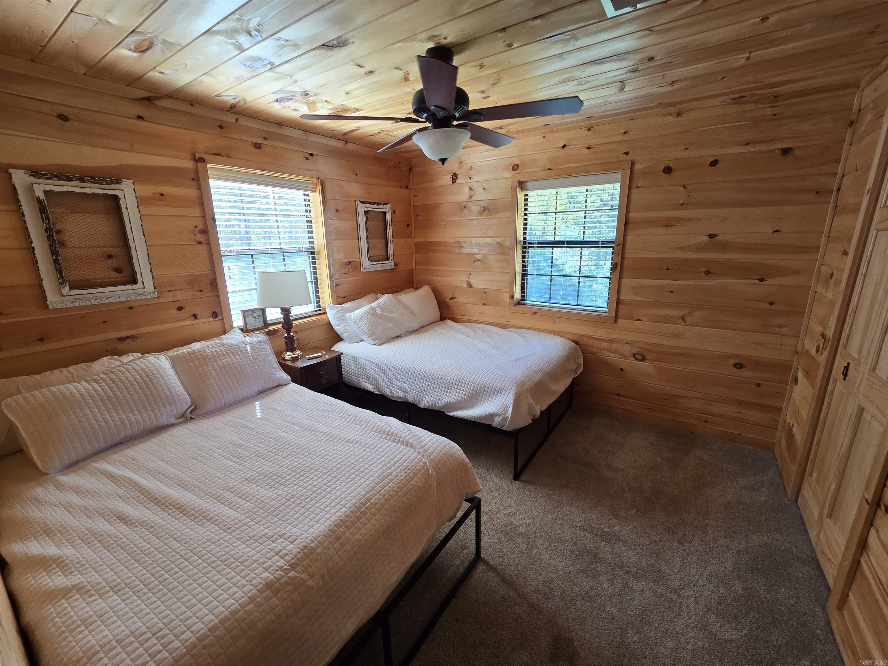 3189  Brownsville Rd  Greers Ferry, AR