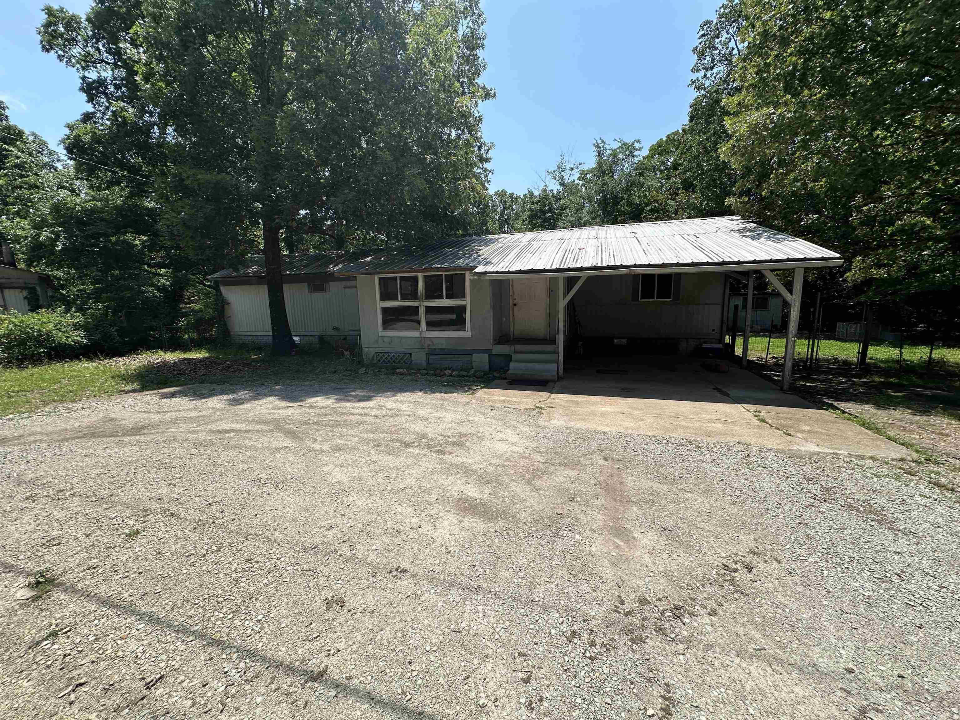 853  Newman Trail  Williford, AR